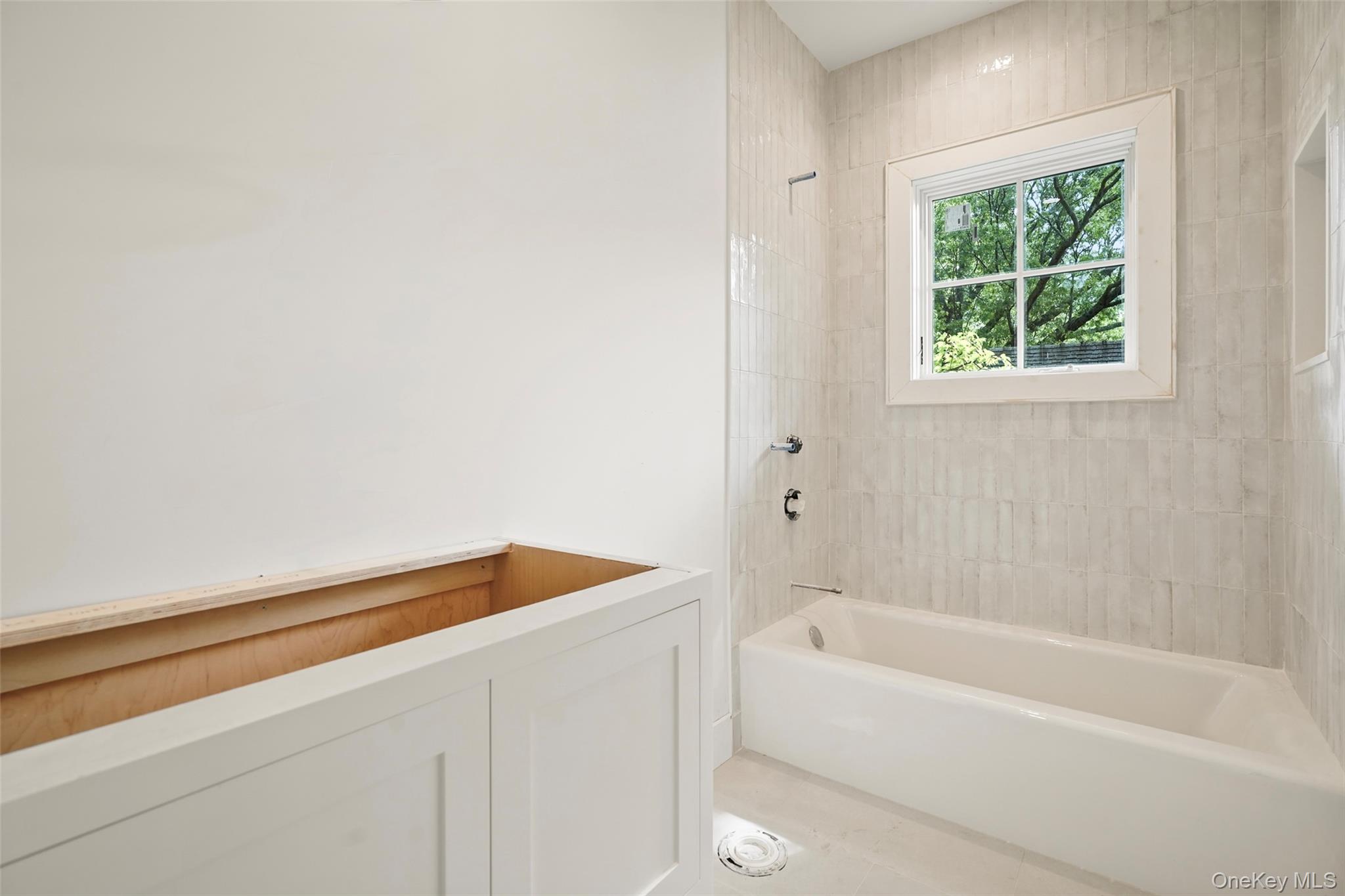 8 Crest Lane Property Photo 17