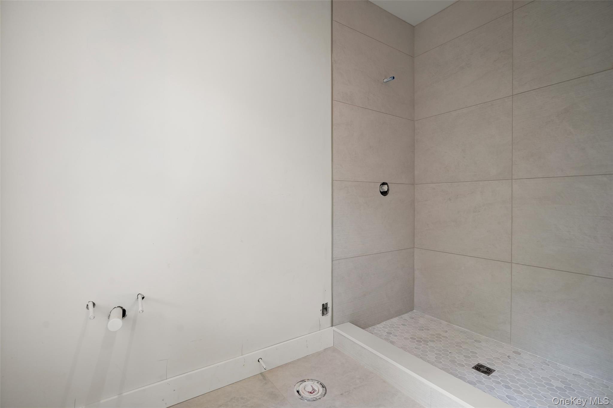 8 Crest Lane Property Photo 18
