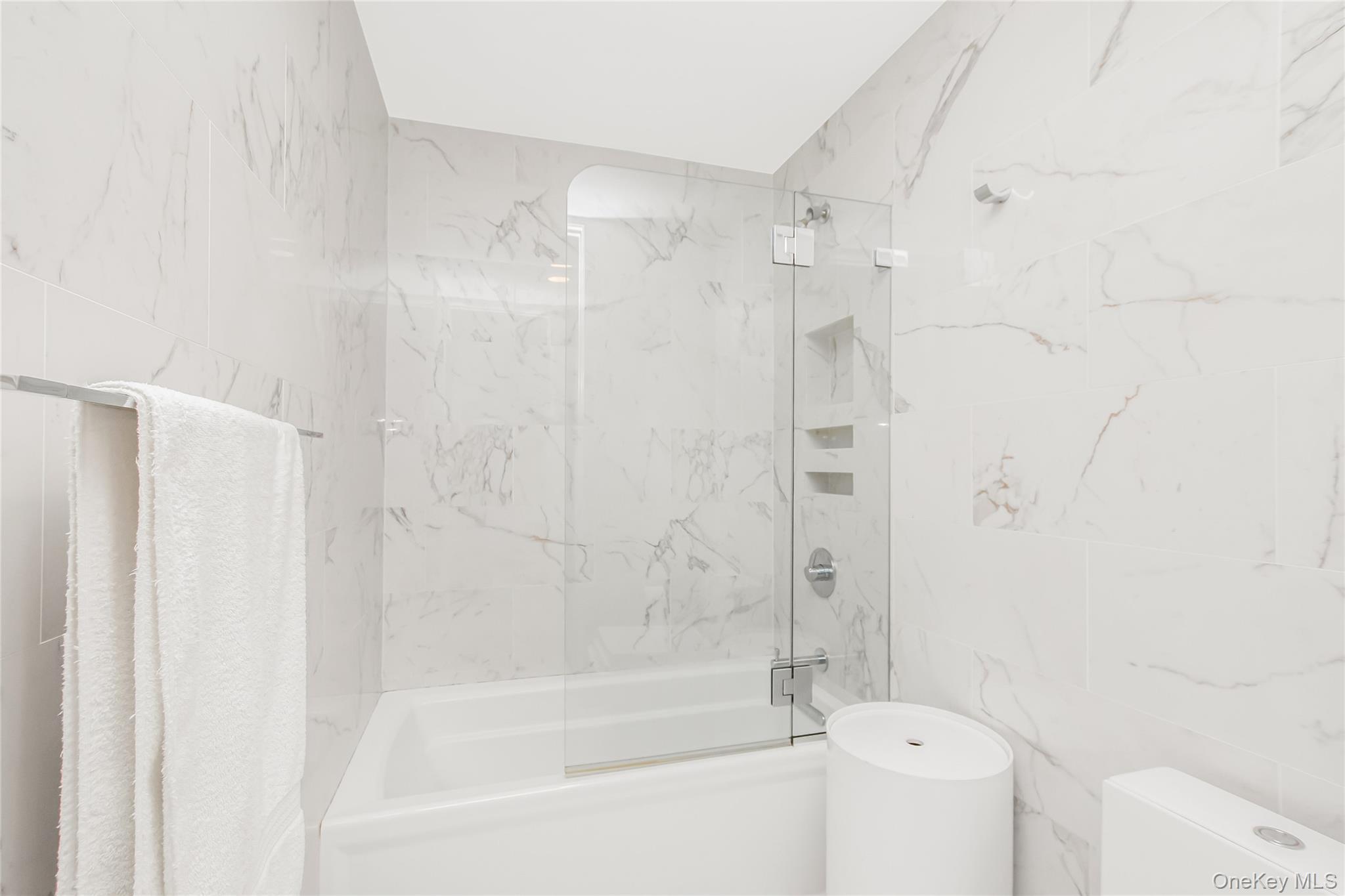 3777 Independence Avenue 7h Property Photo 10