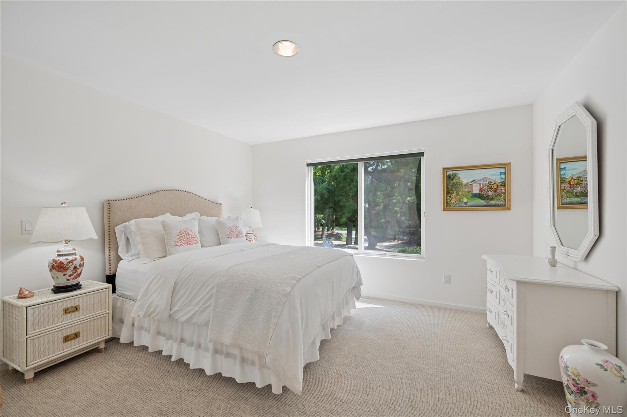 16 Elizabeth Lane Property Photo 14