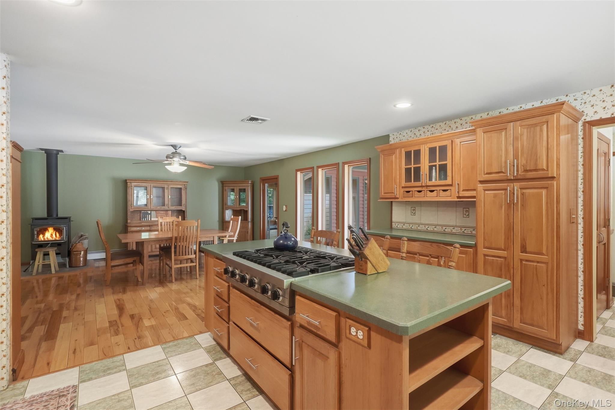 68 Bowen Road Property Photo 27