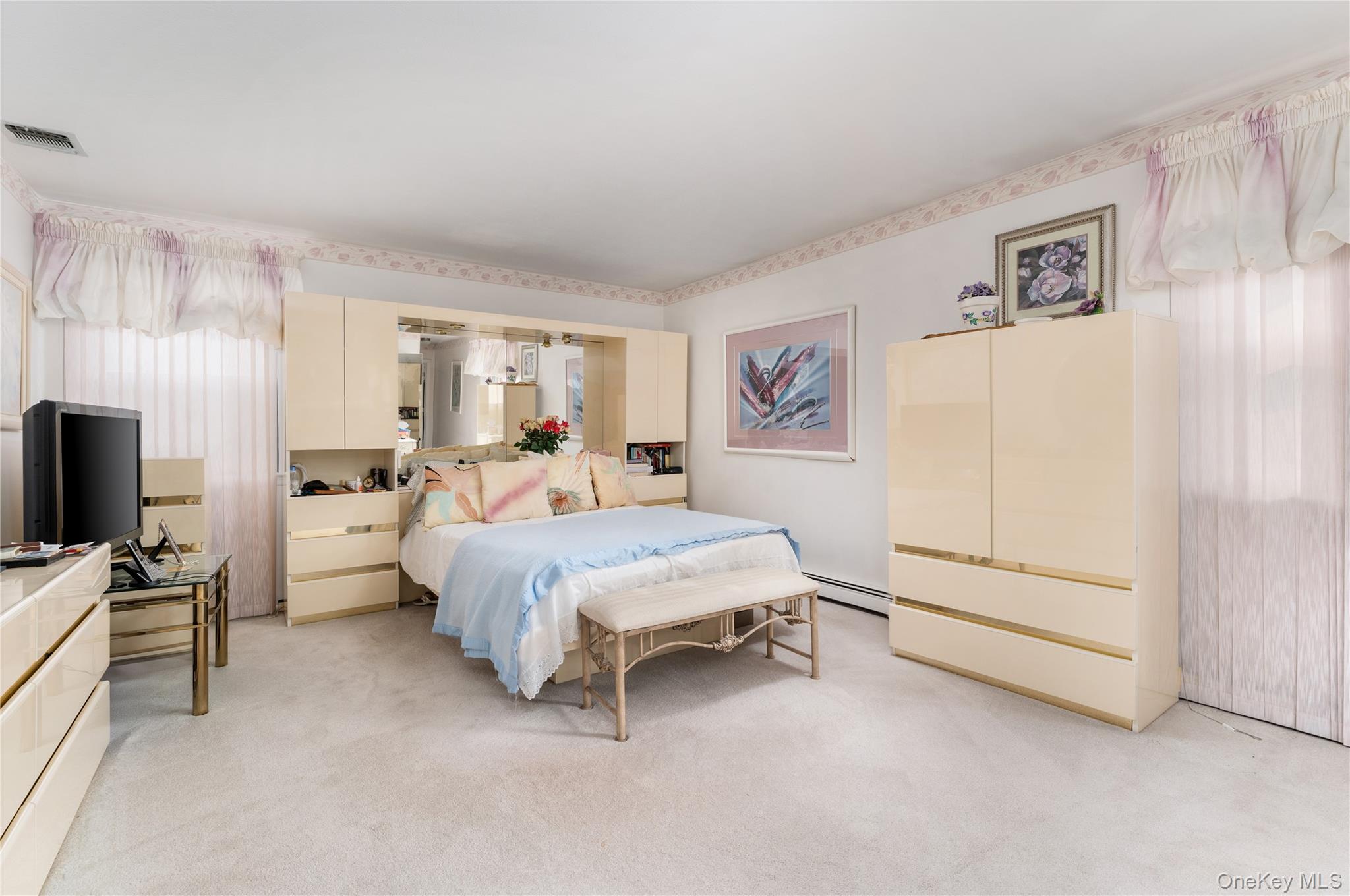 15 Fairfields Court Property Photo 10