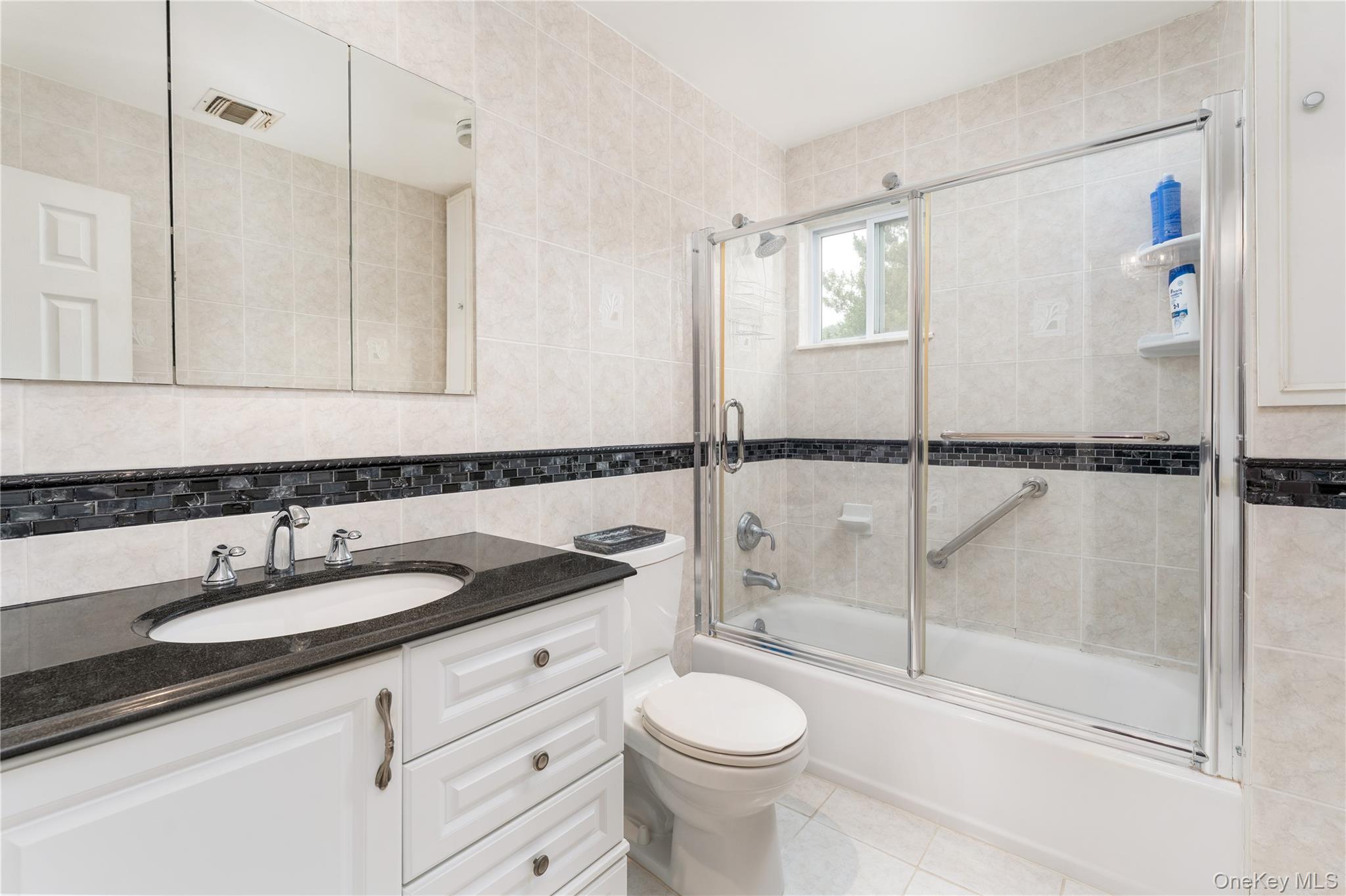 15 Fairfields Court Property Photo 12