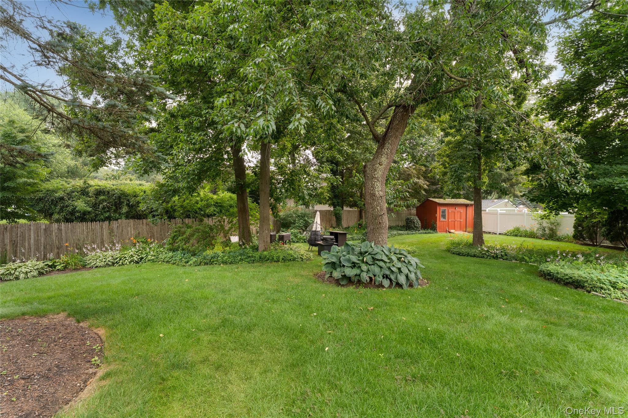 15 Fairfields Court Property Photo 14