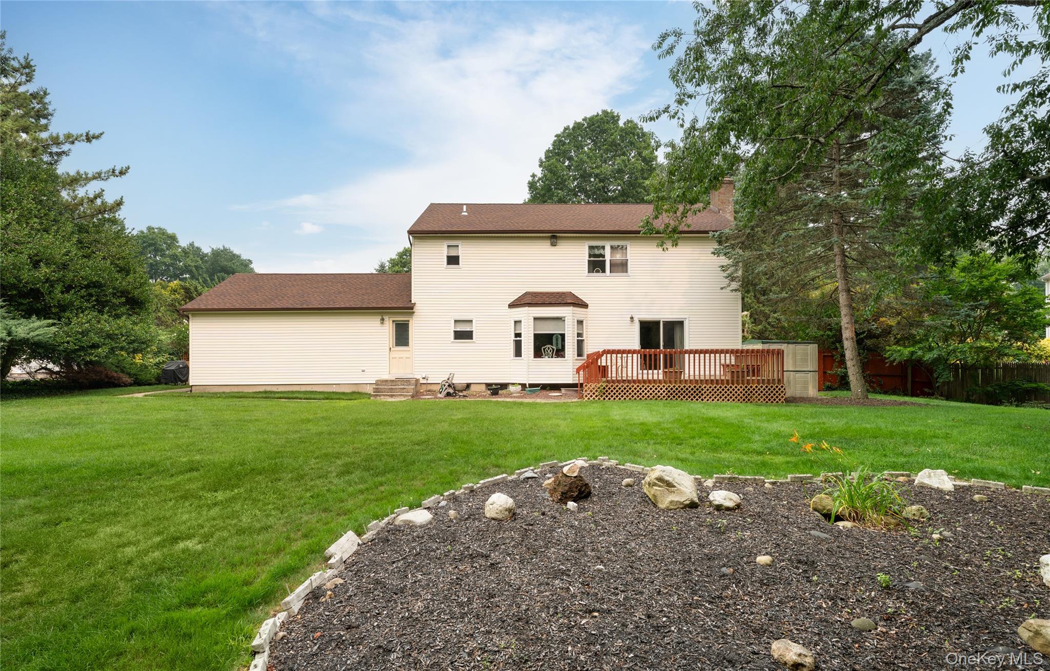 15 Fairfields Court Property Photo 30