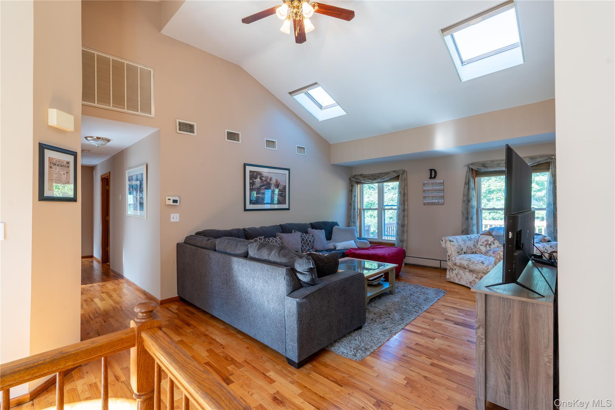 3 Aron Court Property Photo 6