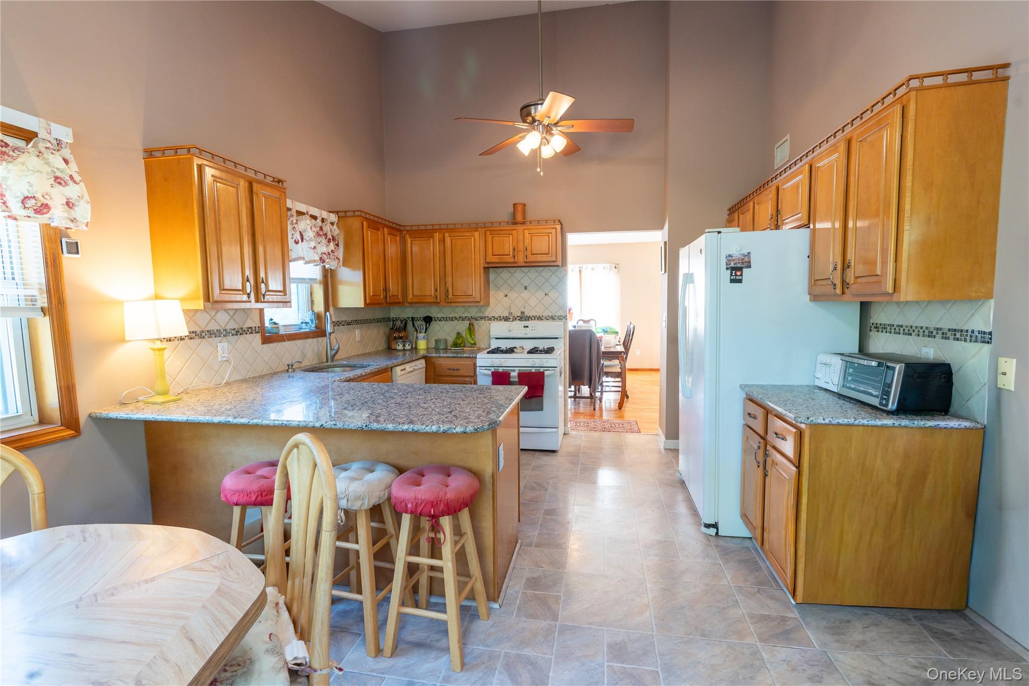 3 Aron Court Property Photo 10