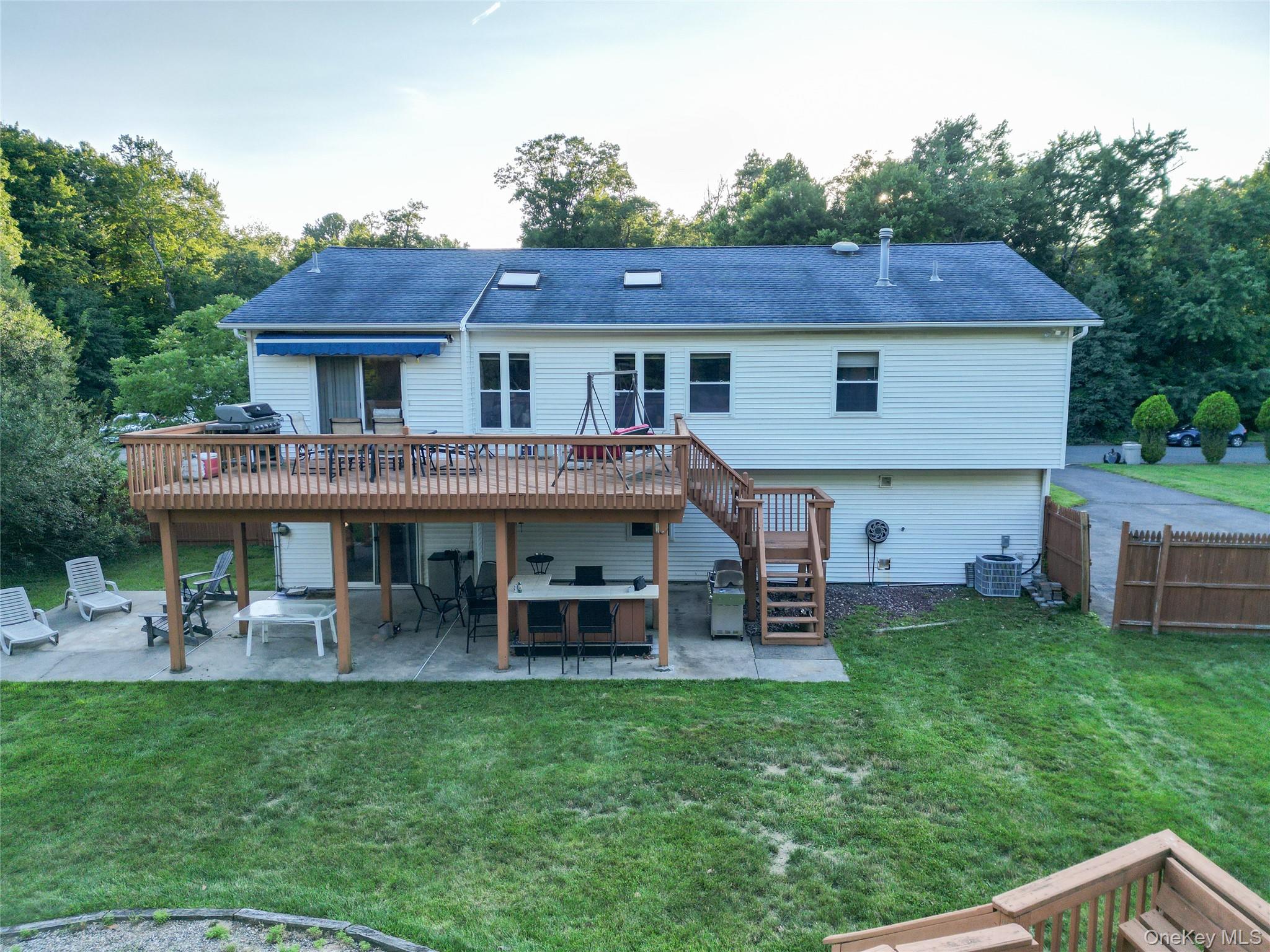 3 Aron Court Property Photo 11