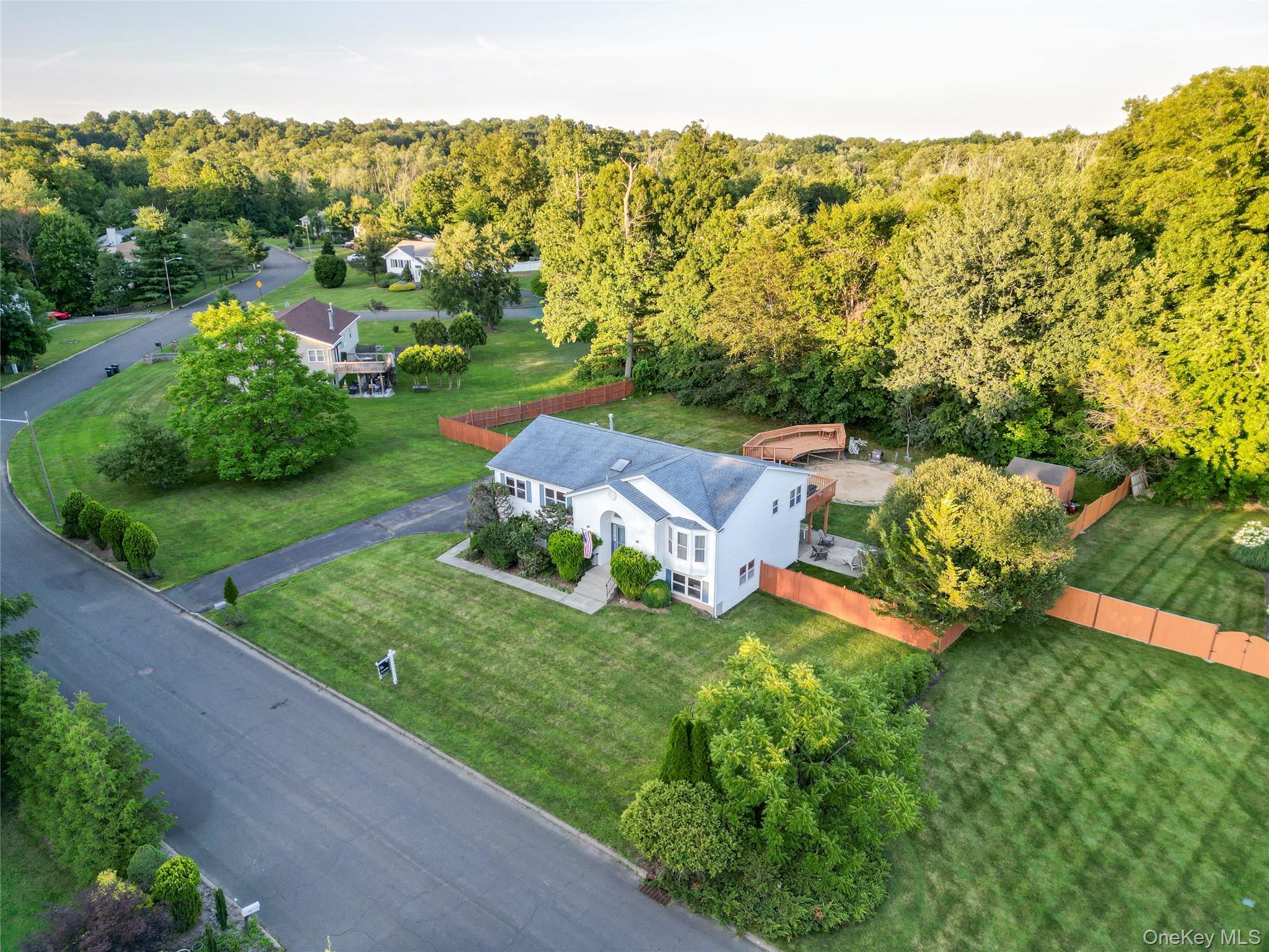 3 Aron Court Property Photo 28
