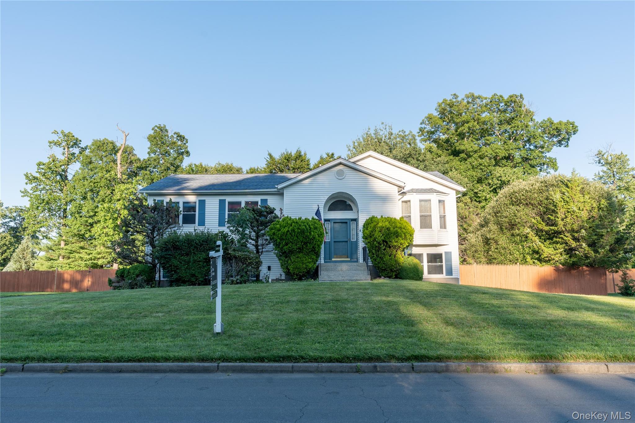 3 Aron Court Property Photo 31
