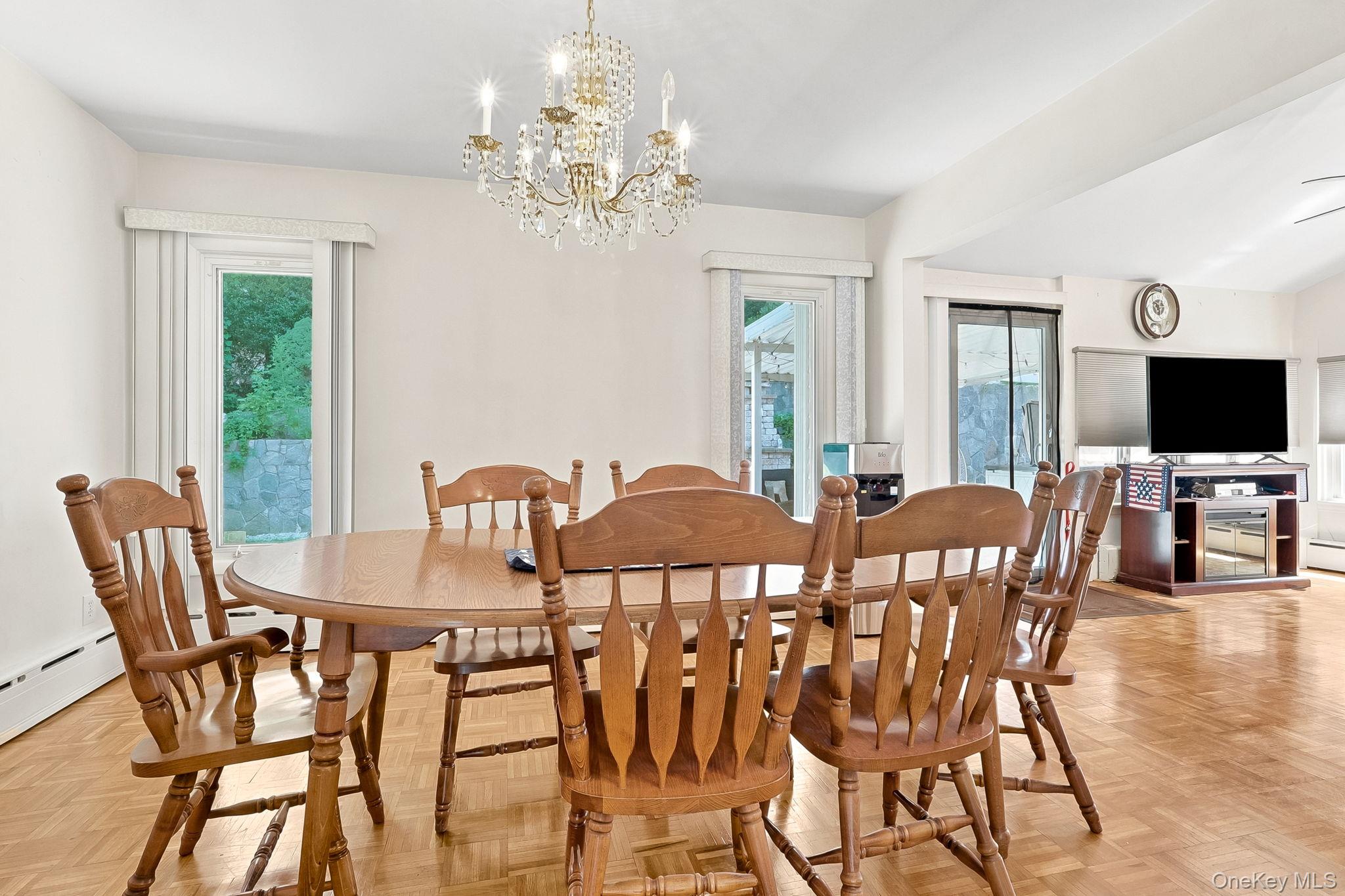 75 Glen Forest Street Property Photo 11