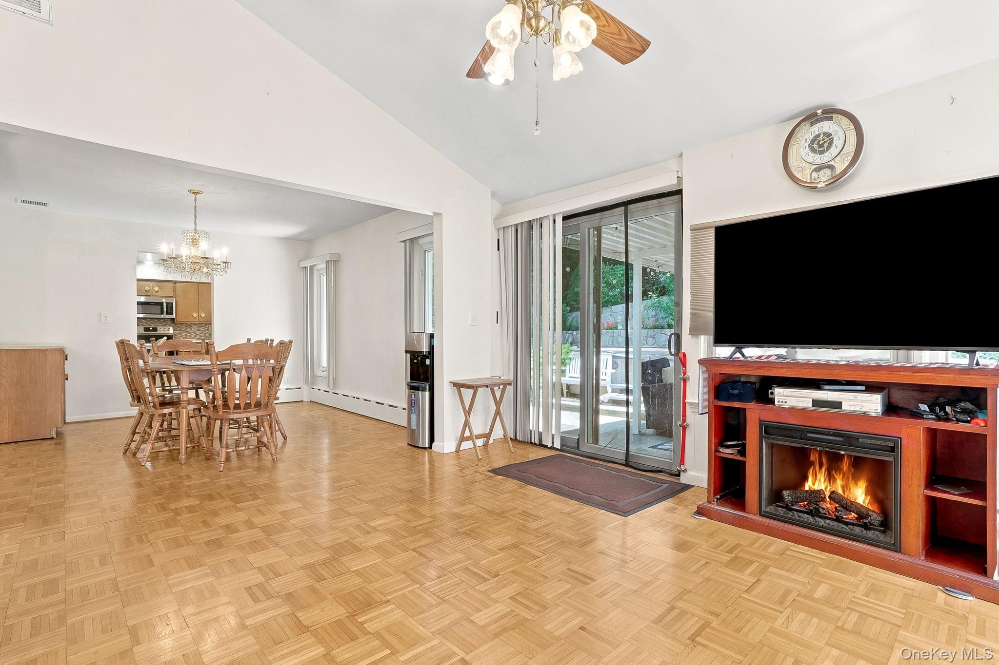 75 Glen Forest Street Property Photo 14