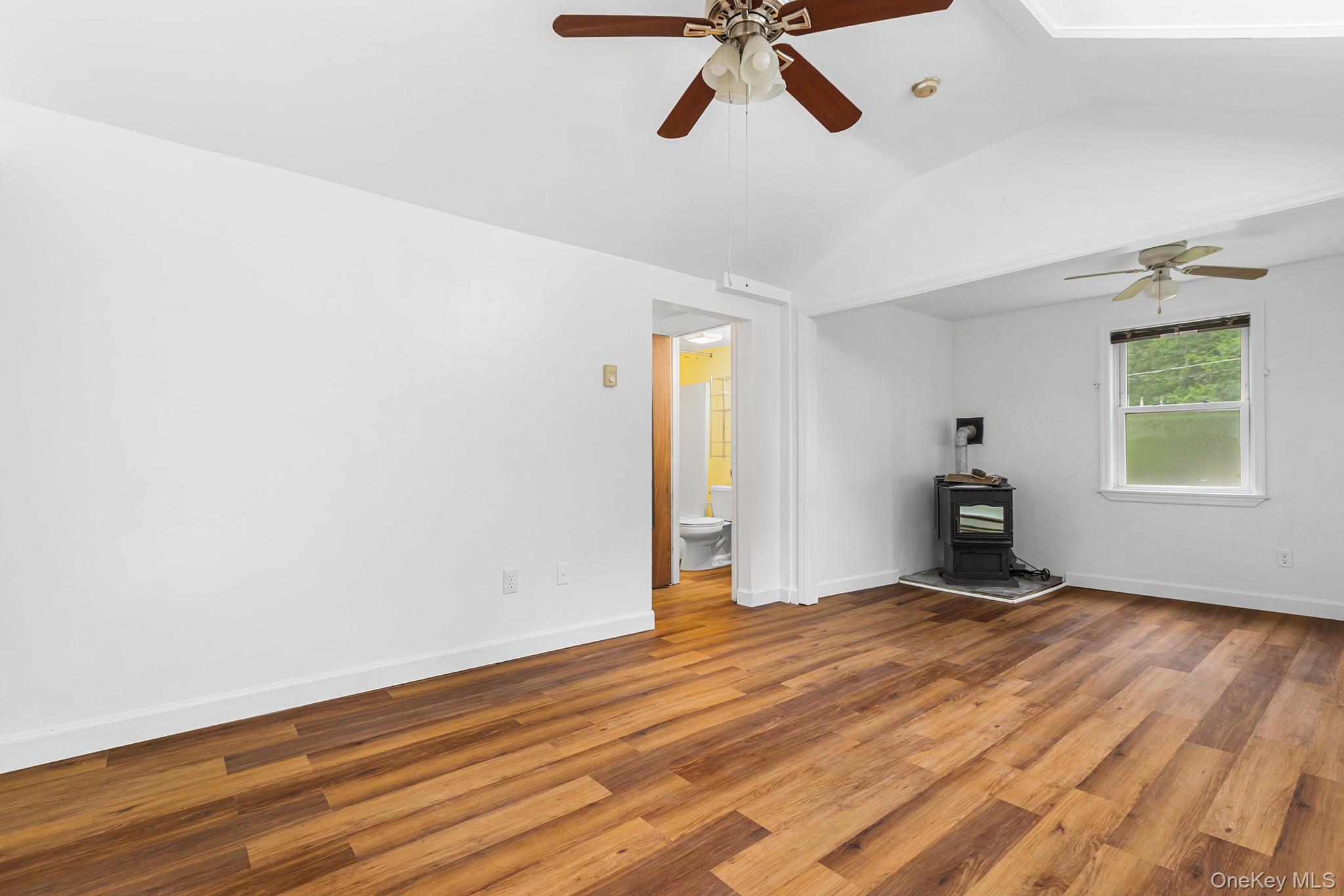43 W Croton Drive Property Photo 6