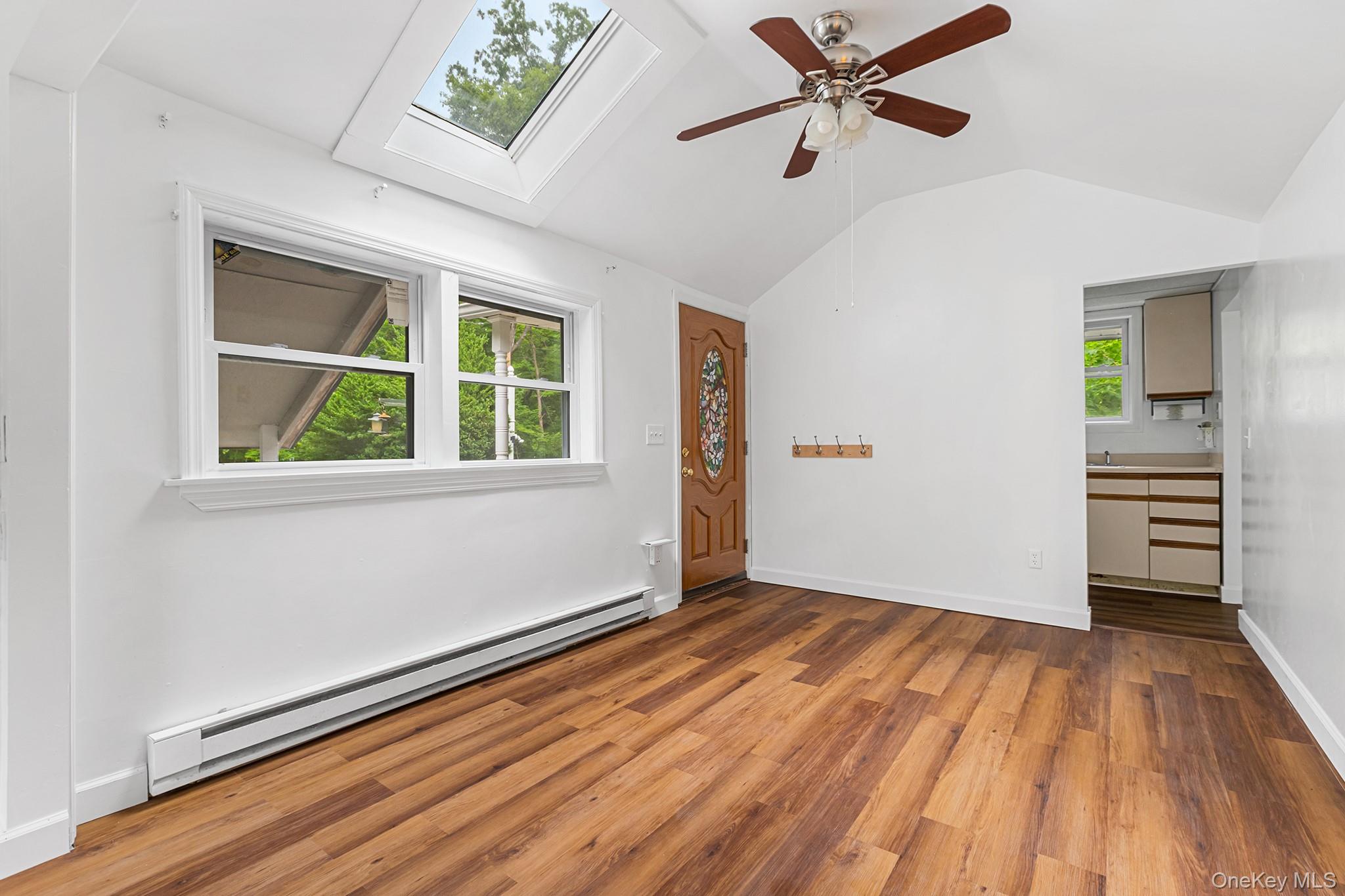 43 W Croton Drive Property Photo 7