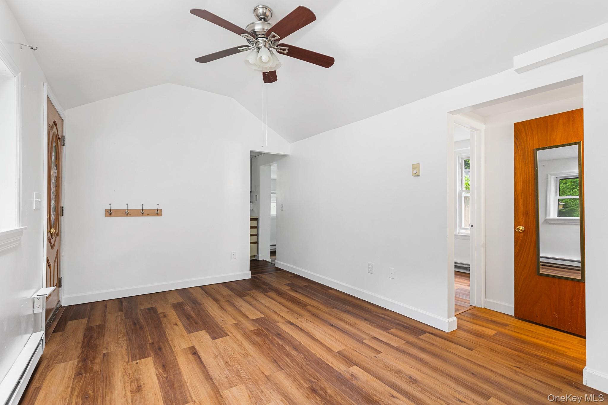 43 W Croton Drive Property Photo 8