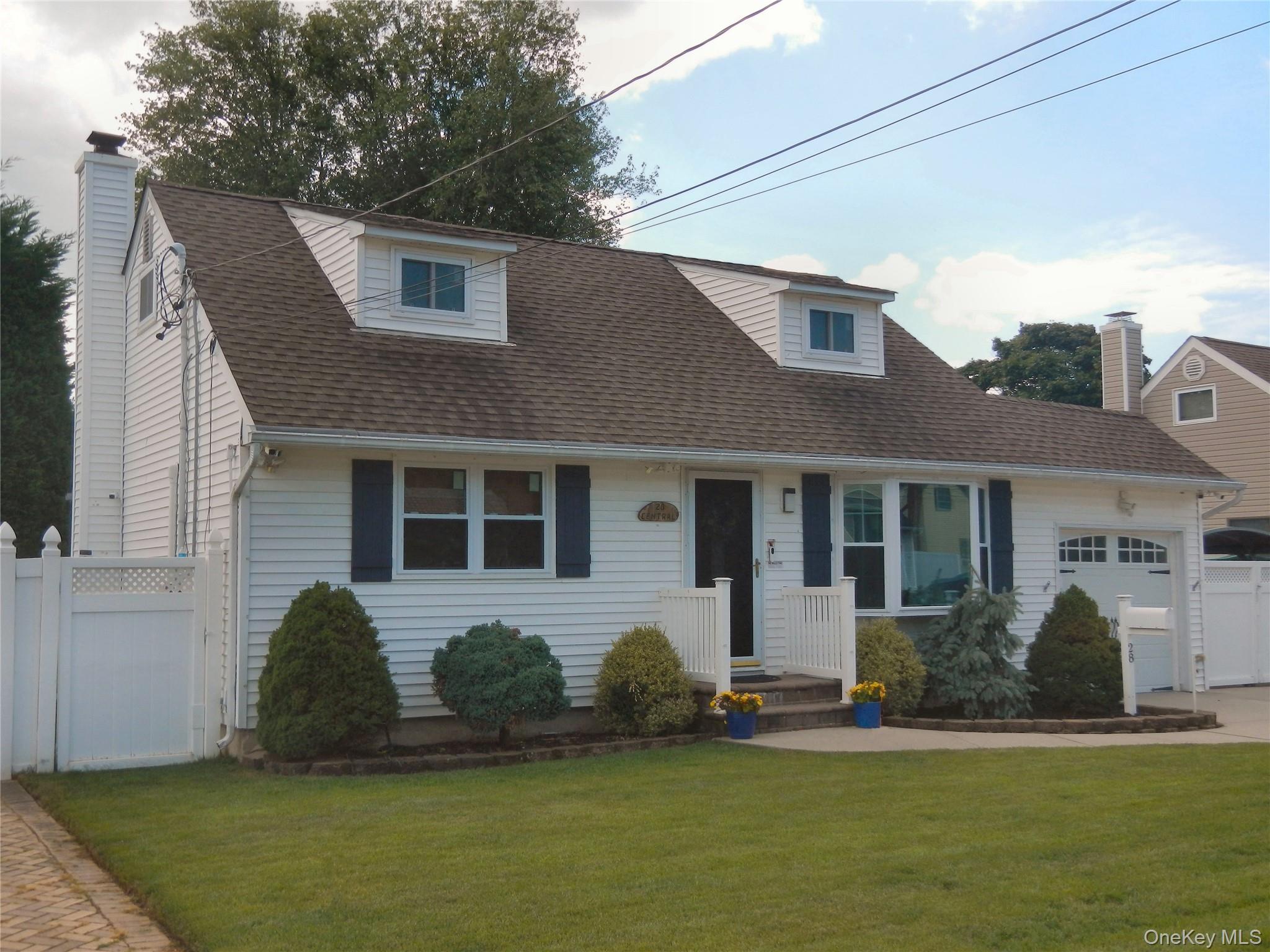 28 Central Avenue Property Photo 3