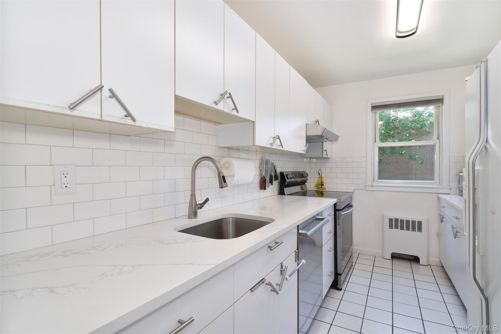 140 N Broadway A-1 Property Photo 7