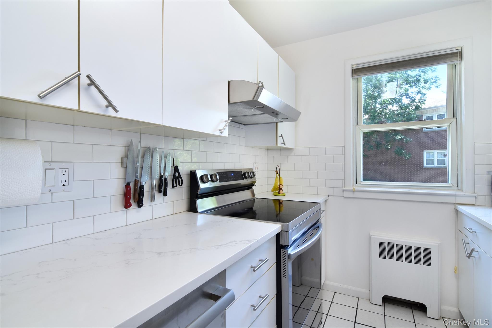 140 N Broadway A-1 Property Photo 8