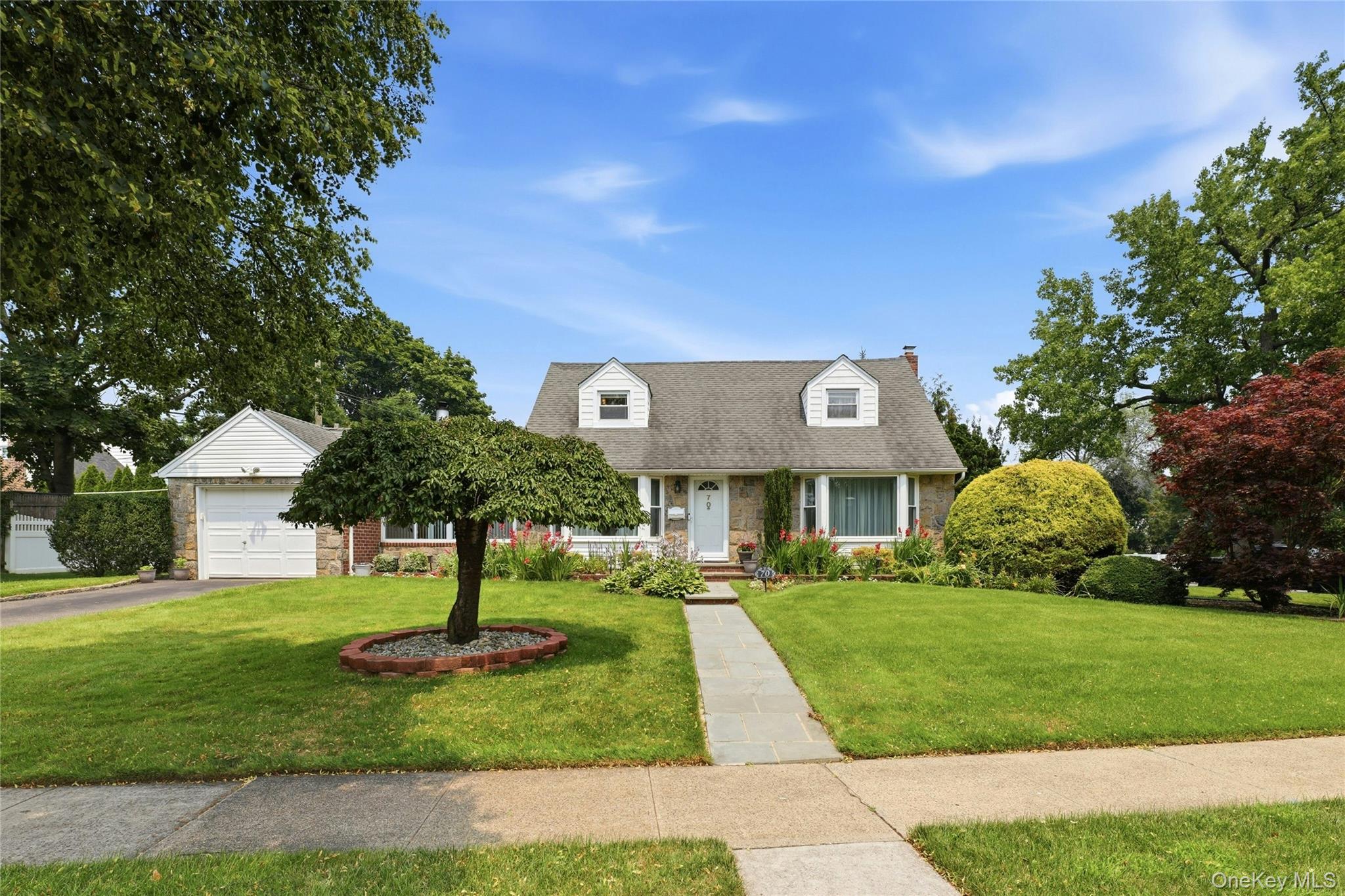 70 Birchwood Drive Property Photo 1