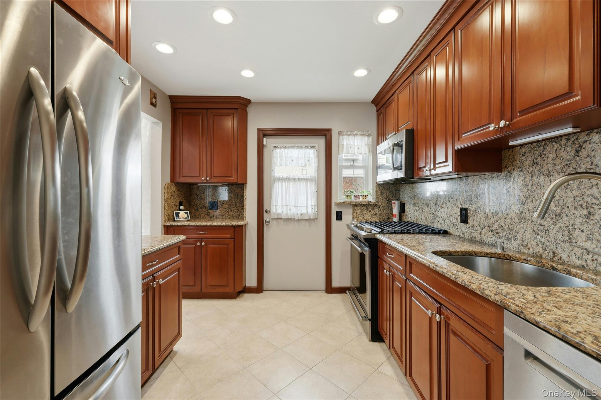 70 Birchwood Drive Property Photo 9