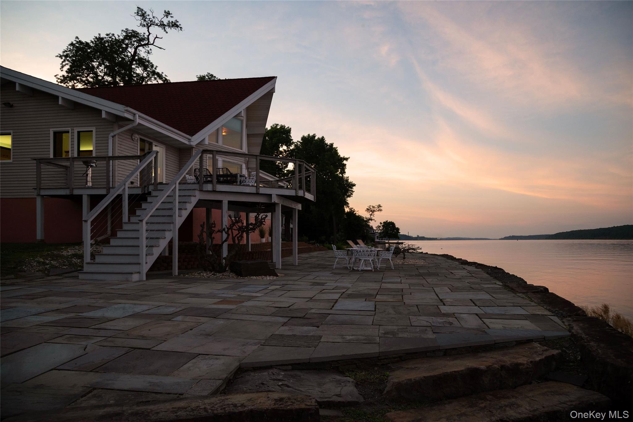63 River Road Property Photo 1
