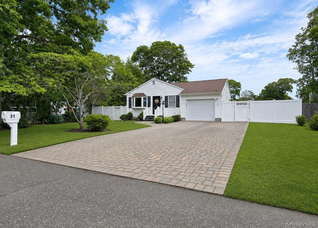 31 Westwood Drive Property Photo 1