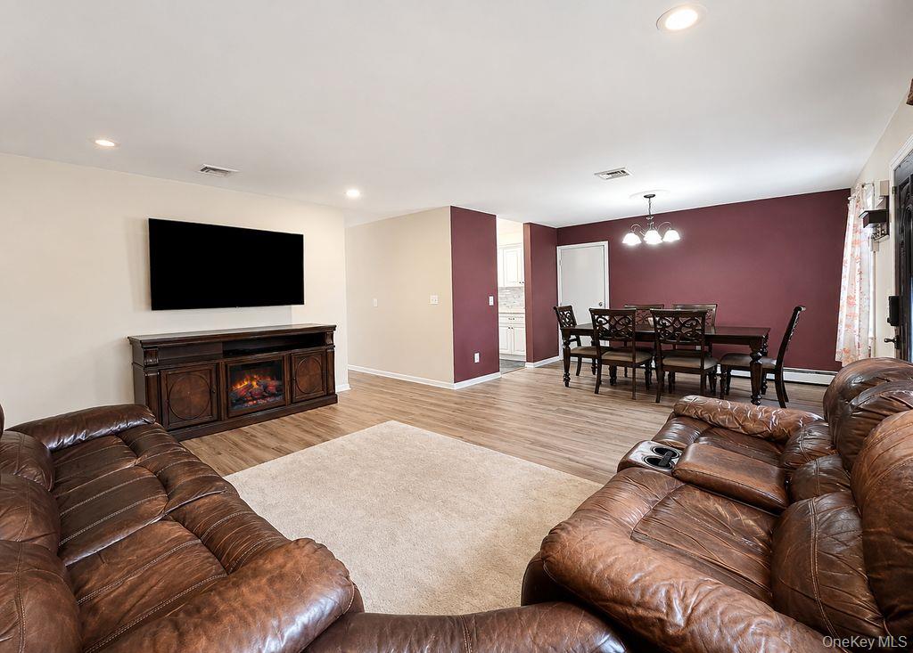 31 Westwood Drive Property Photo 5