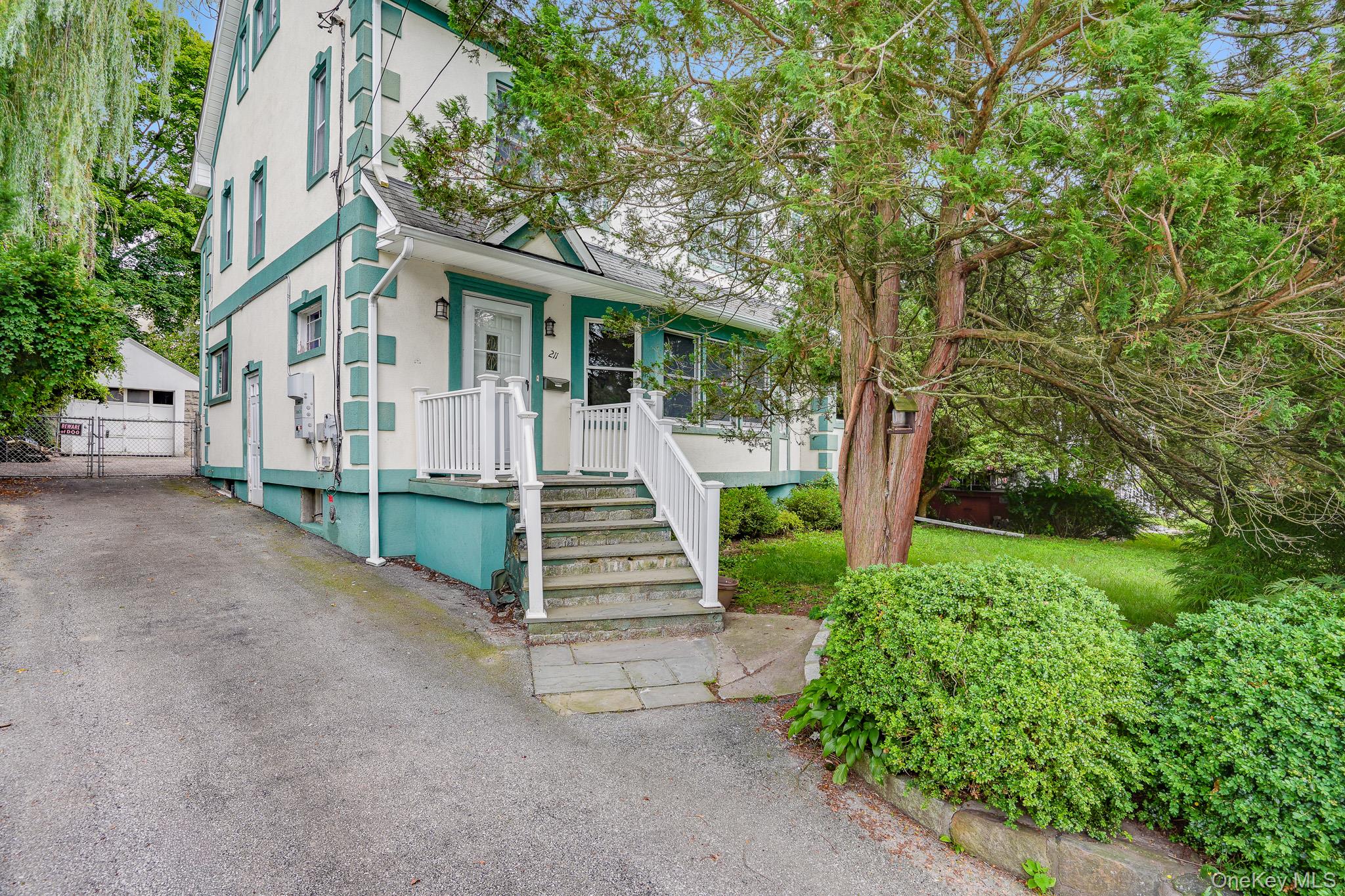 211 Pomeroy Street Property Photo 2