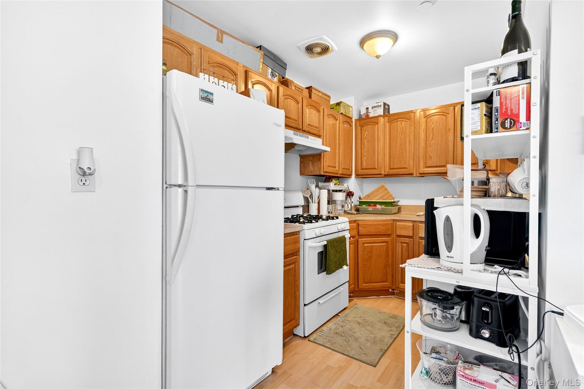 1321 Purdy Street Property Photo 6