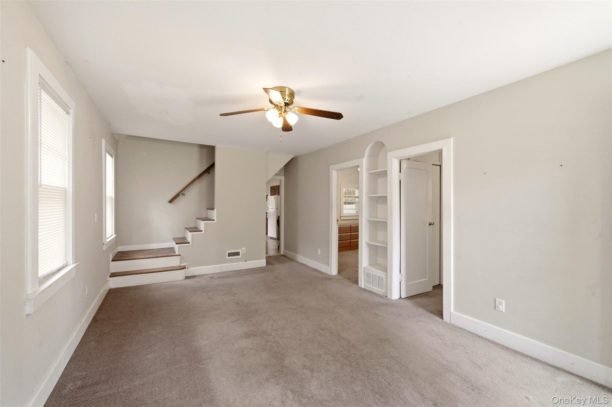 124 Johnson Street Property Photo 4