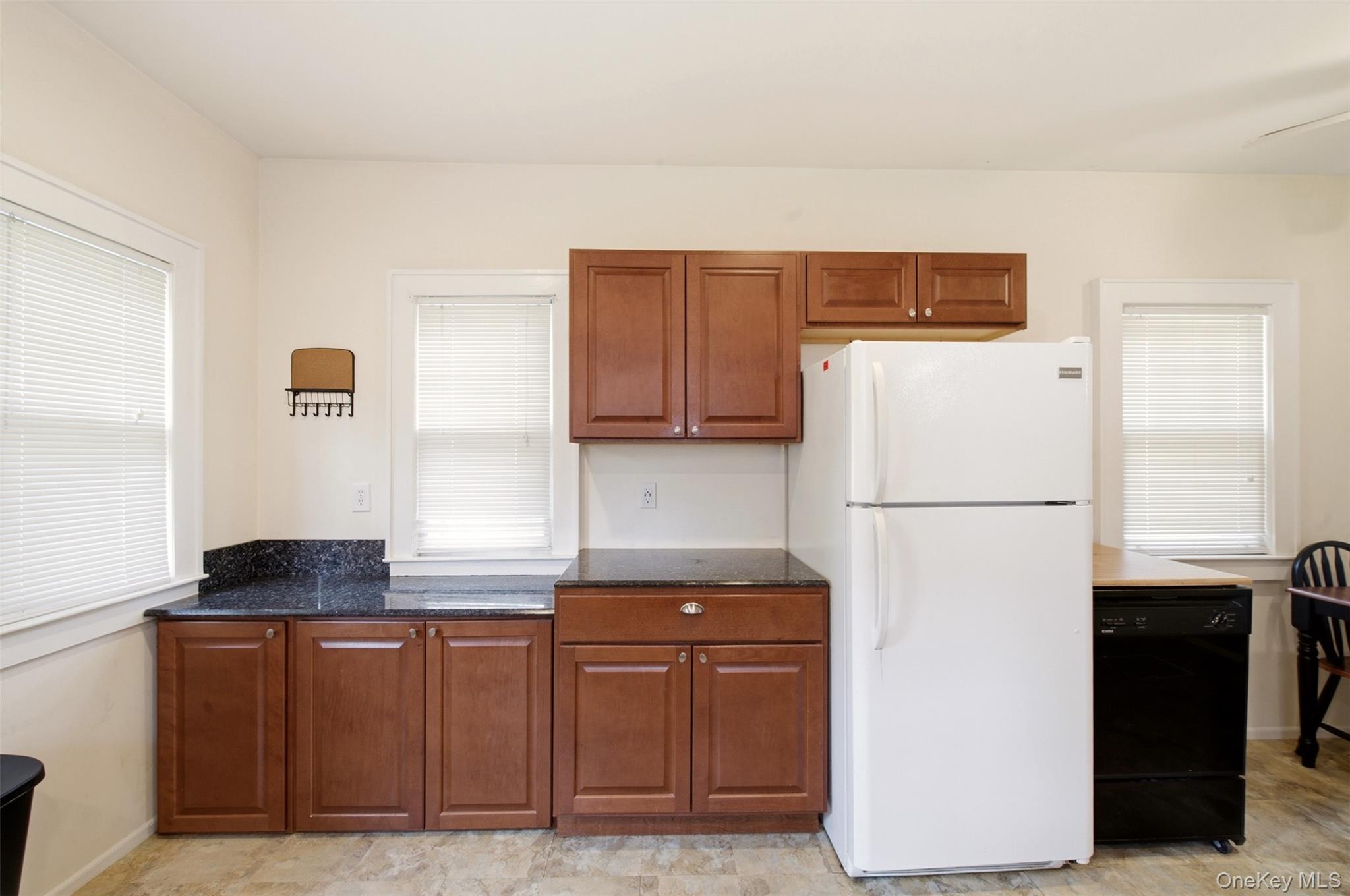 124 Johnson Street Property Photo 11