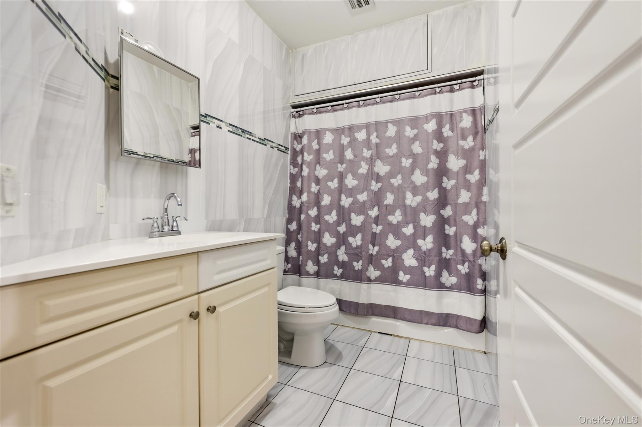 23 Calvert Drive 111 Property Photo 5