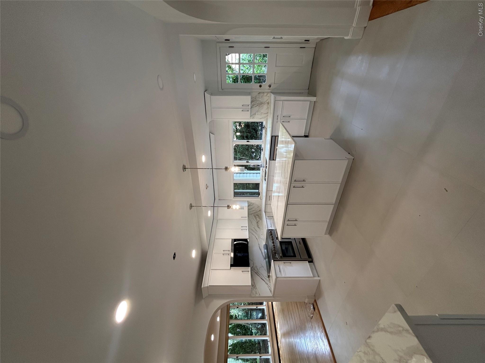 4 Potters Court Property Photo 7