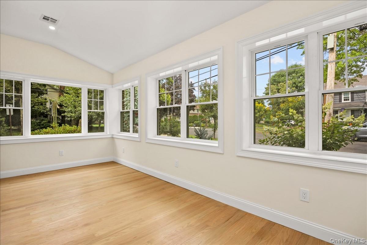 78 Ontario Road Property Photo 13