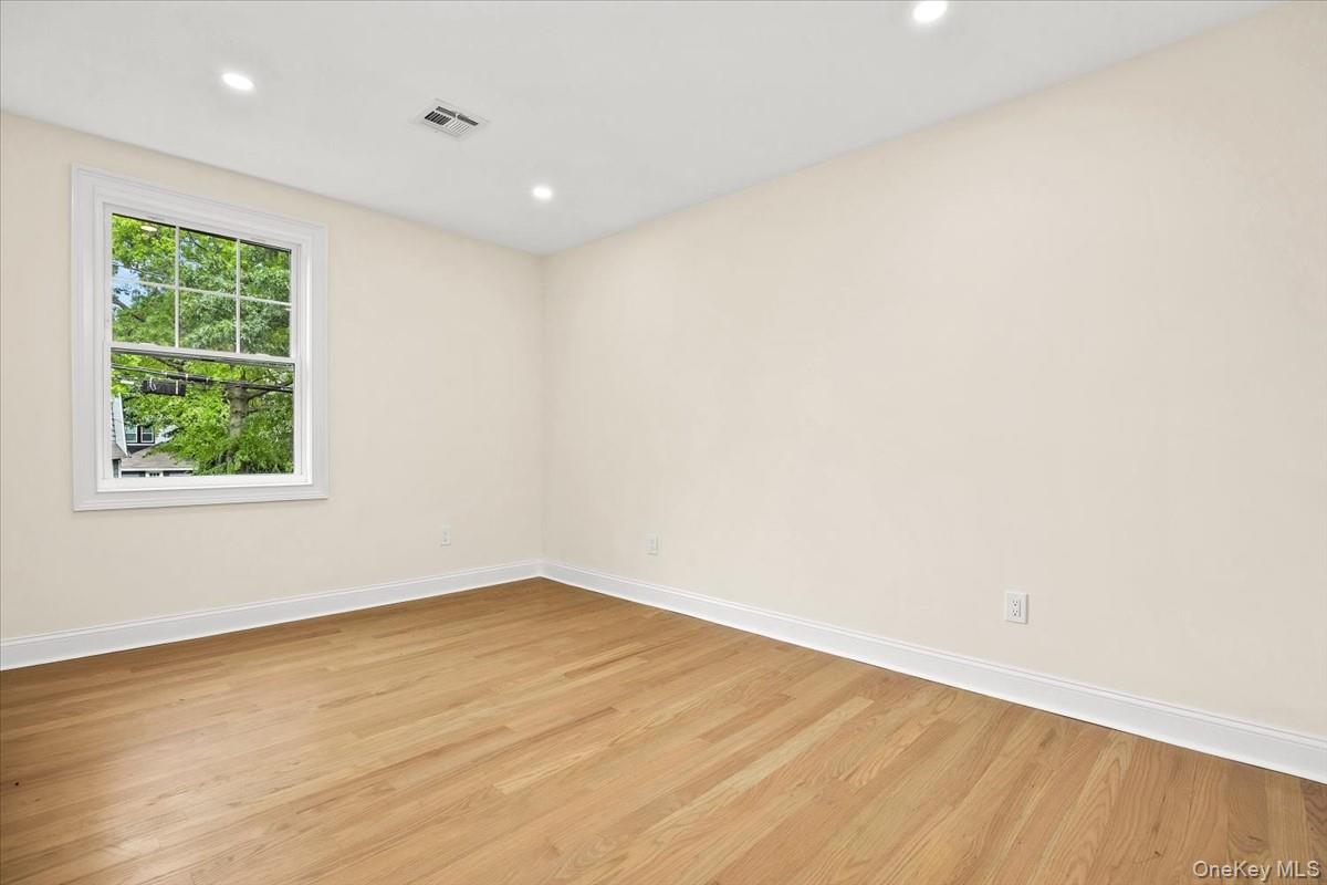 78 Ontario Road Property Photo 25
