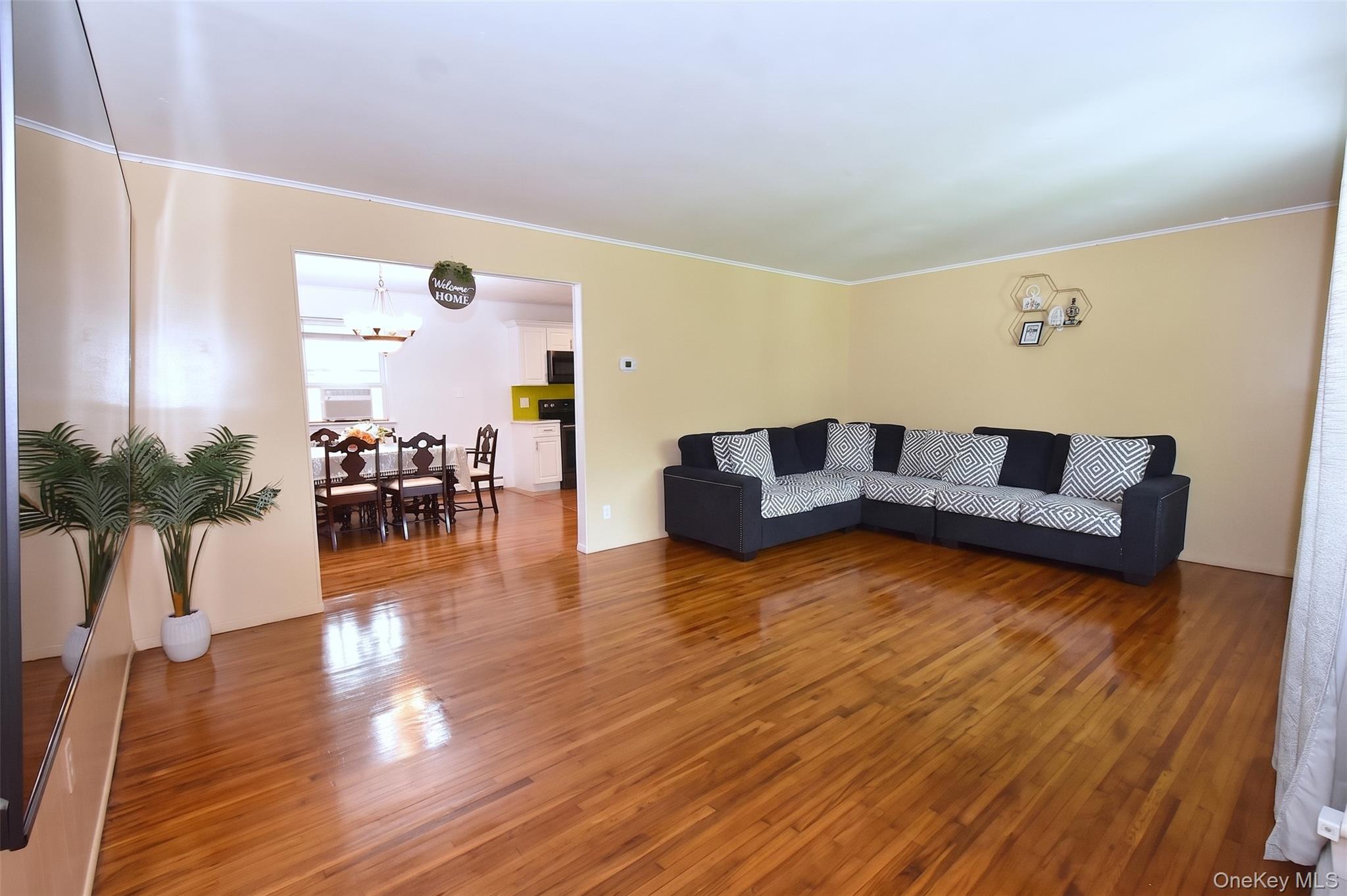 15 Center Avenue Property Photo 4