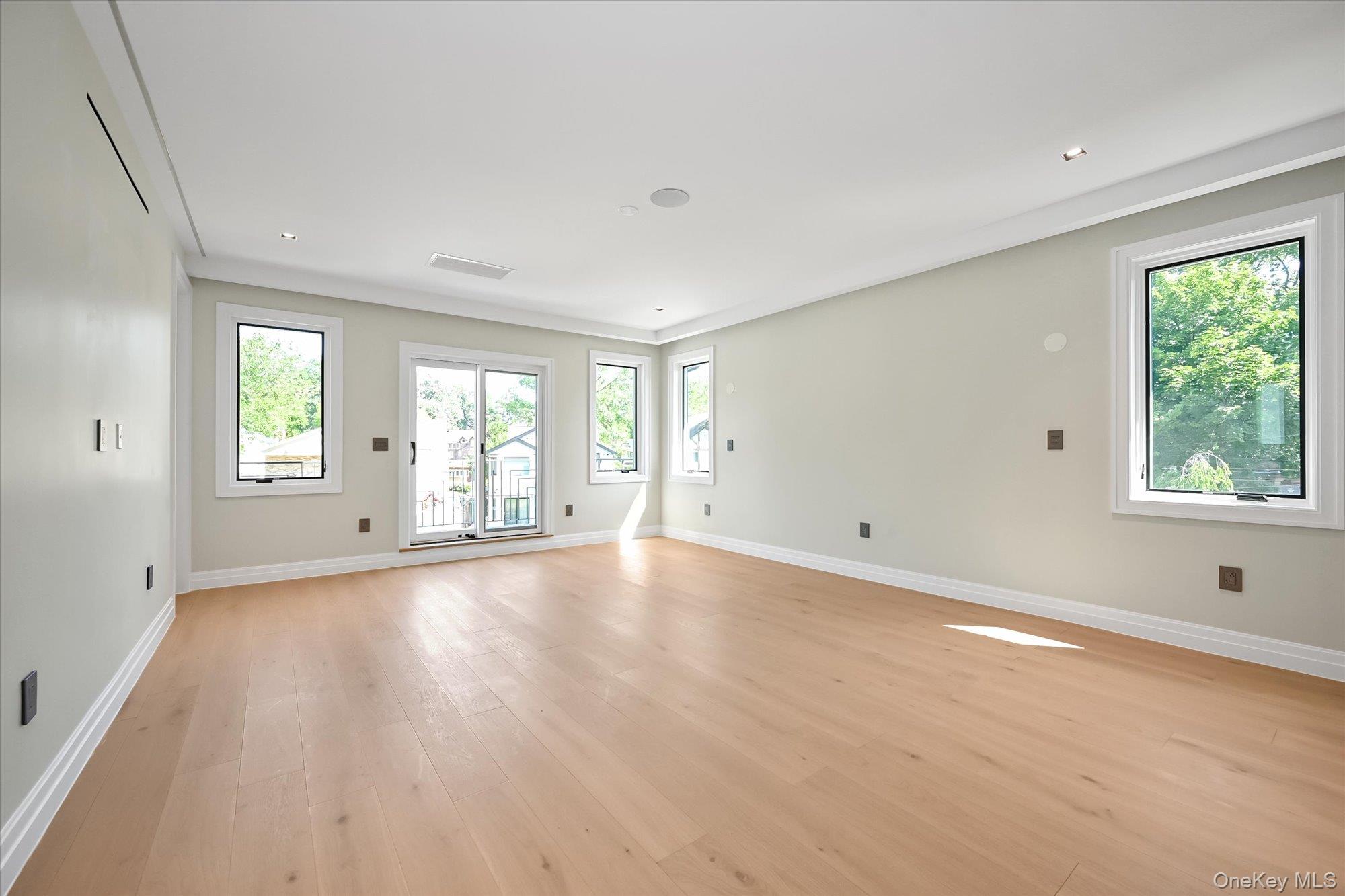 176-12 Kildare Road Property Photo 18
