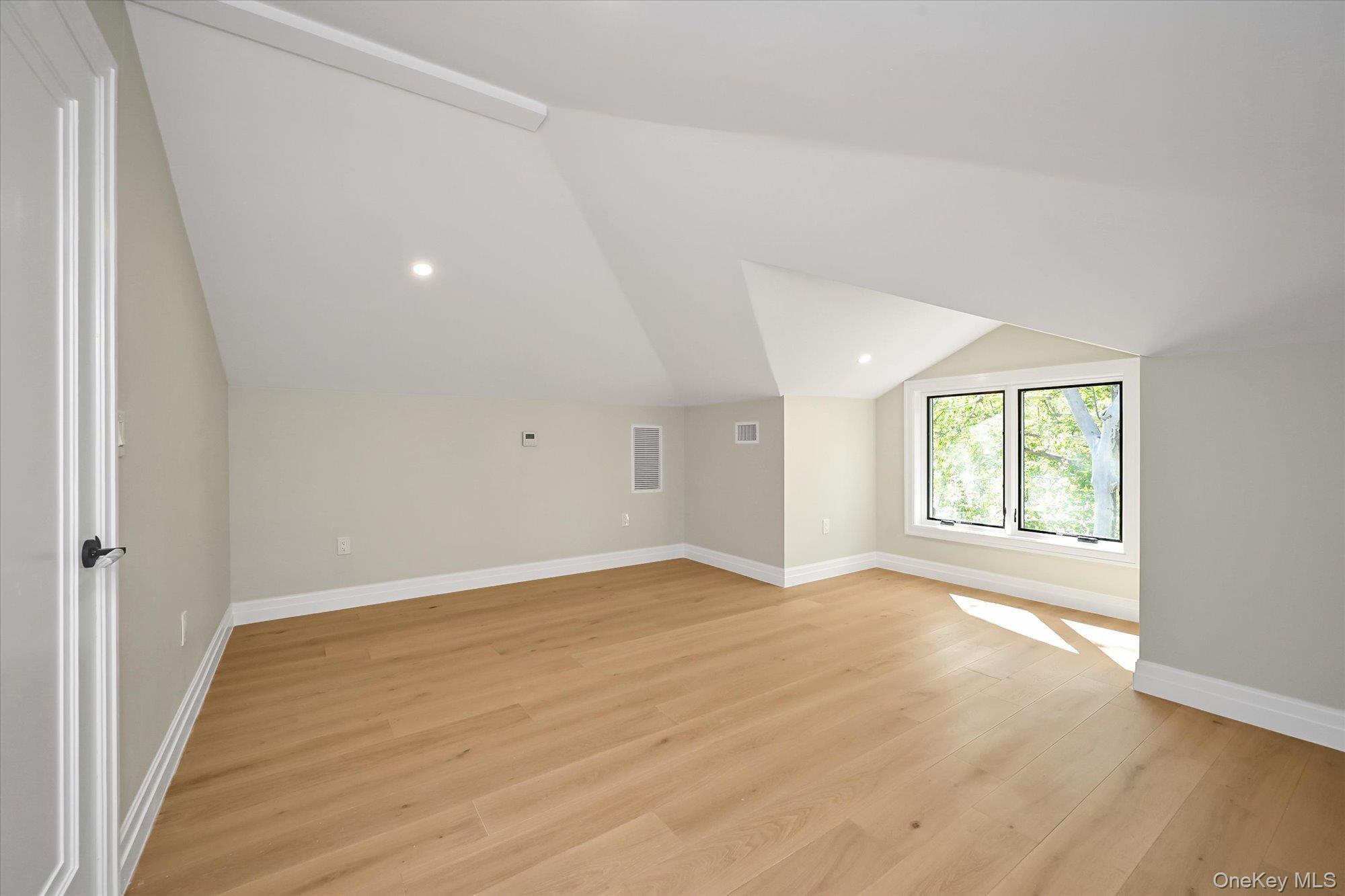 176-12 Kildare Road Property Photo 27