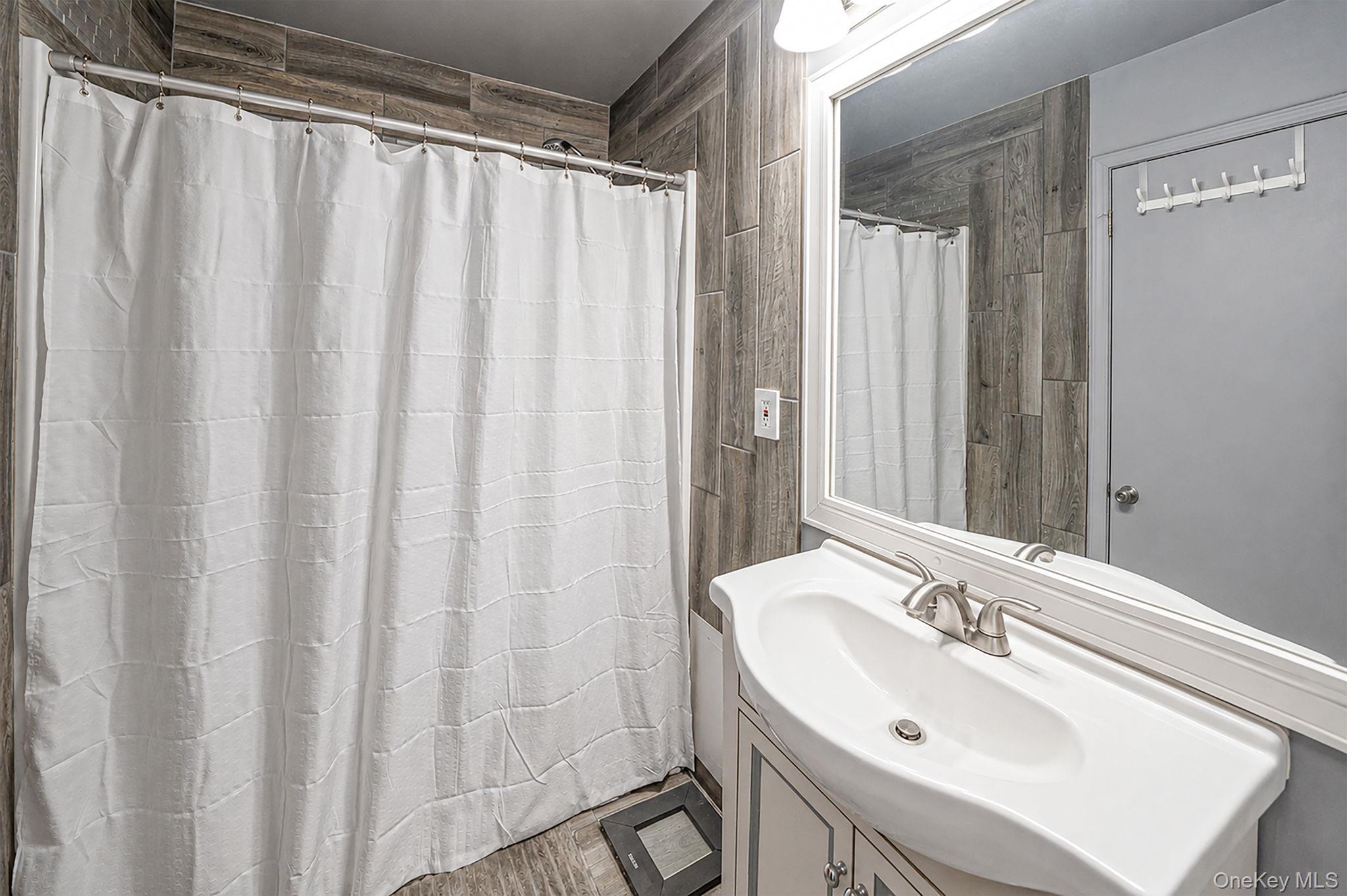 26 Beech Street Property Photo 16
