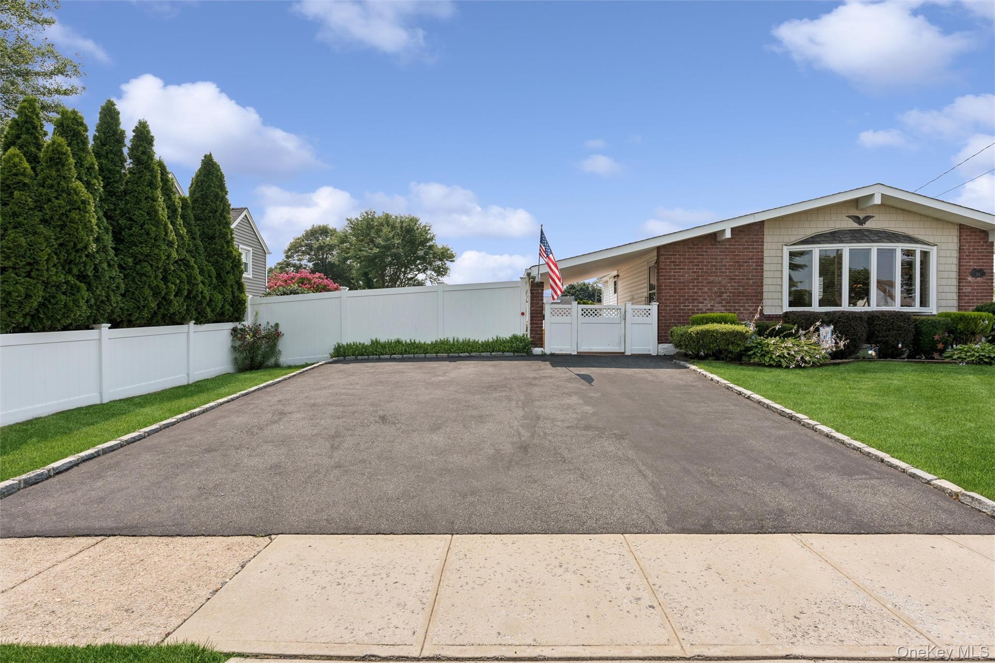 114 Miller Road Property Photo 4