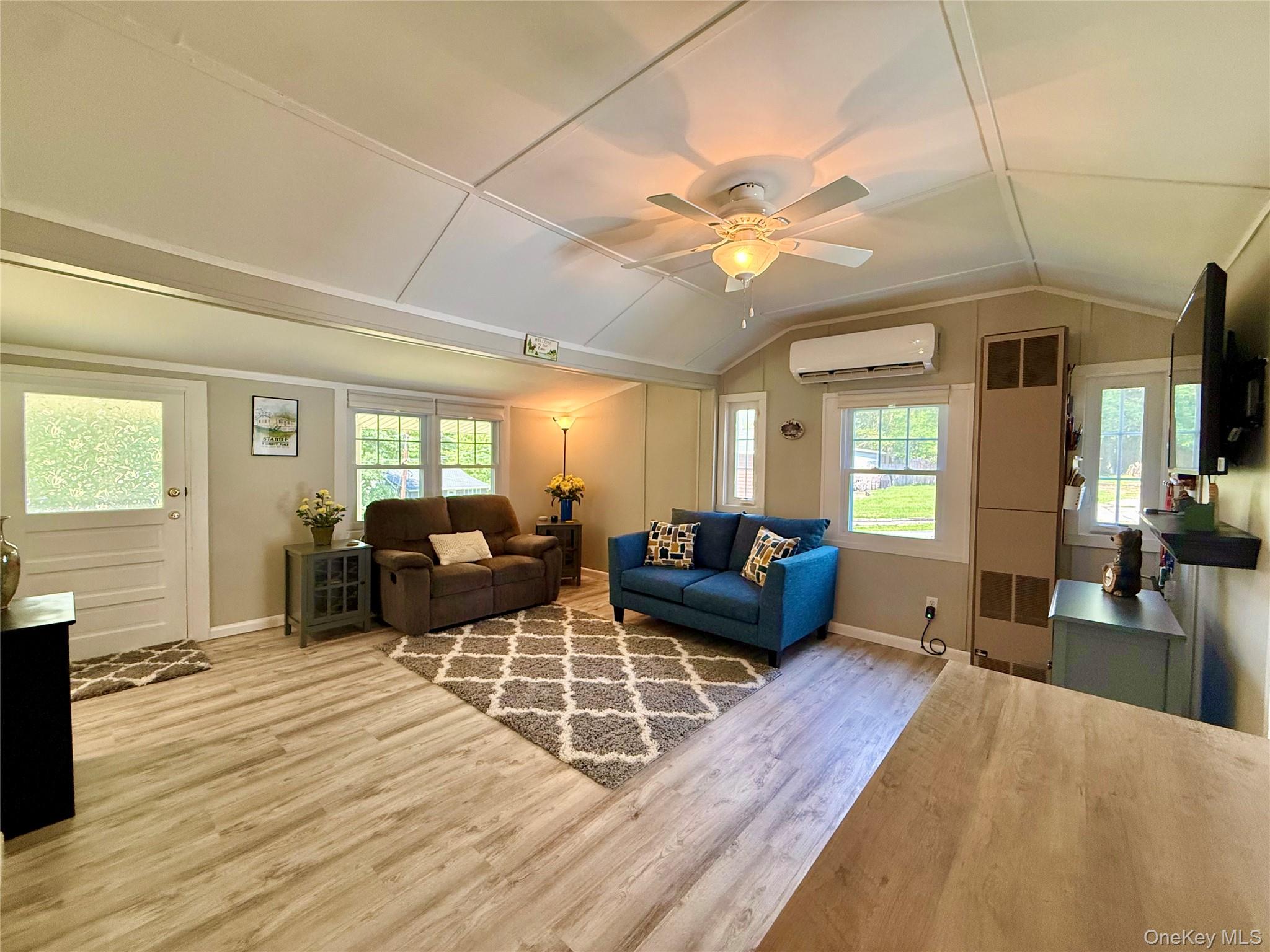 5 Liberty Place Property Photo 25