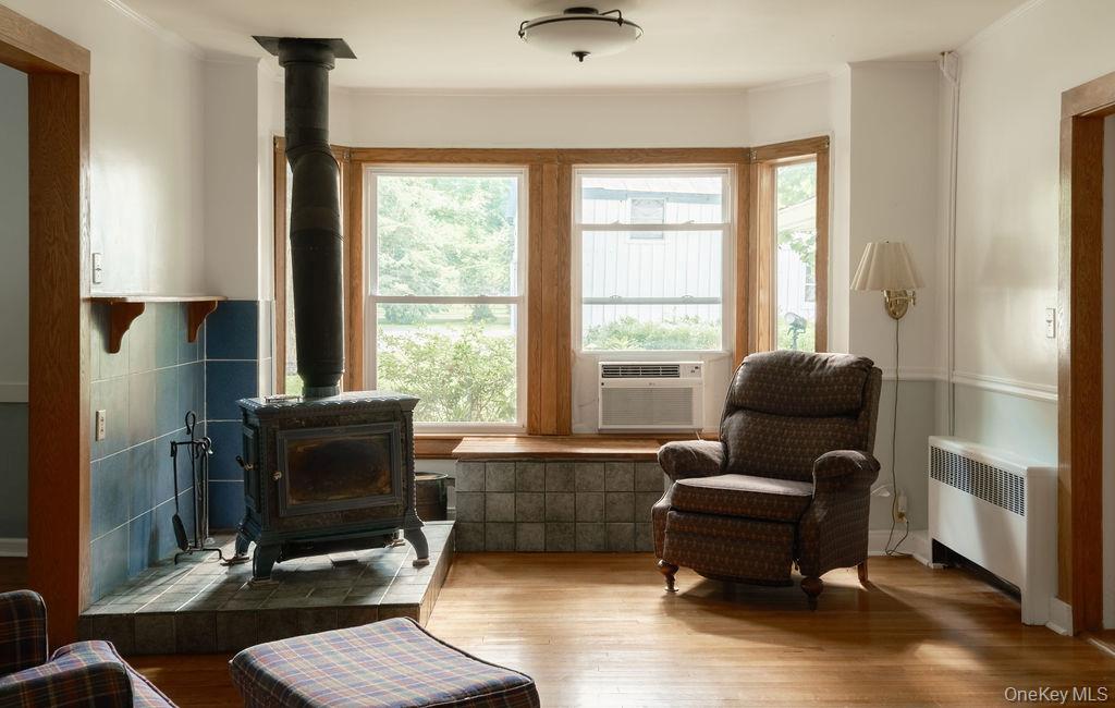 2327 Salt Point Turnpike Property Photo 7