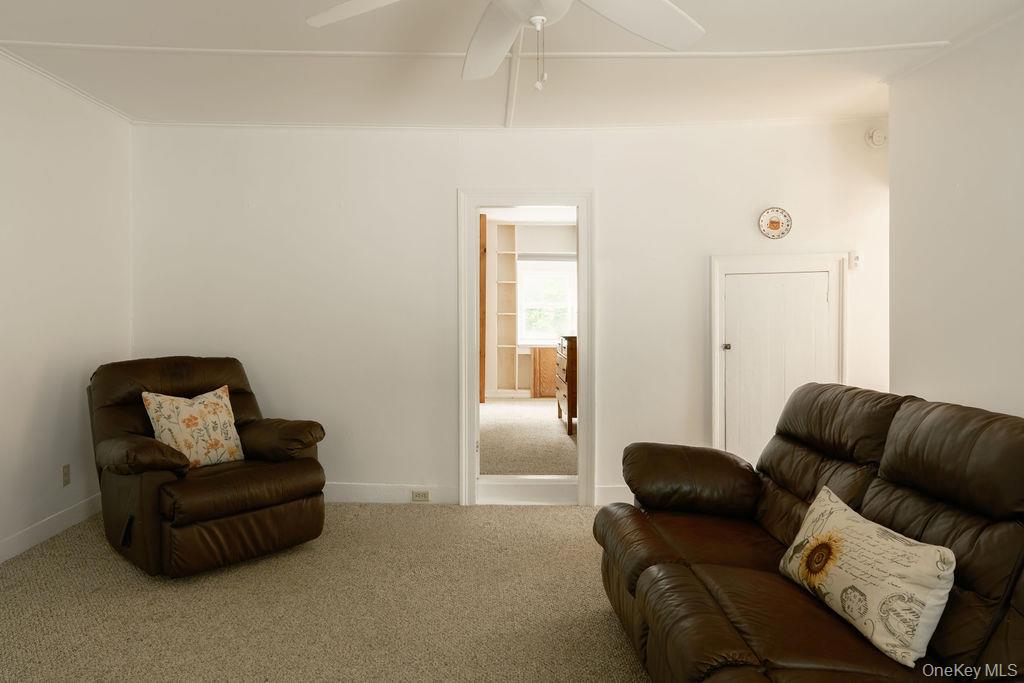 2327 Salt Point Turnpike Property Photo 11