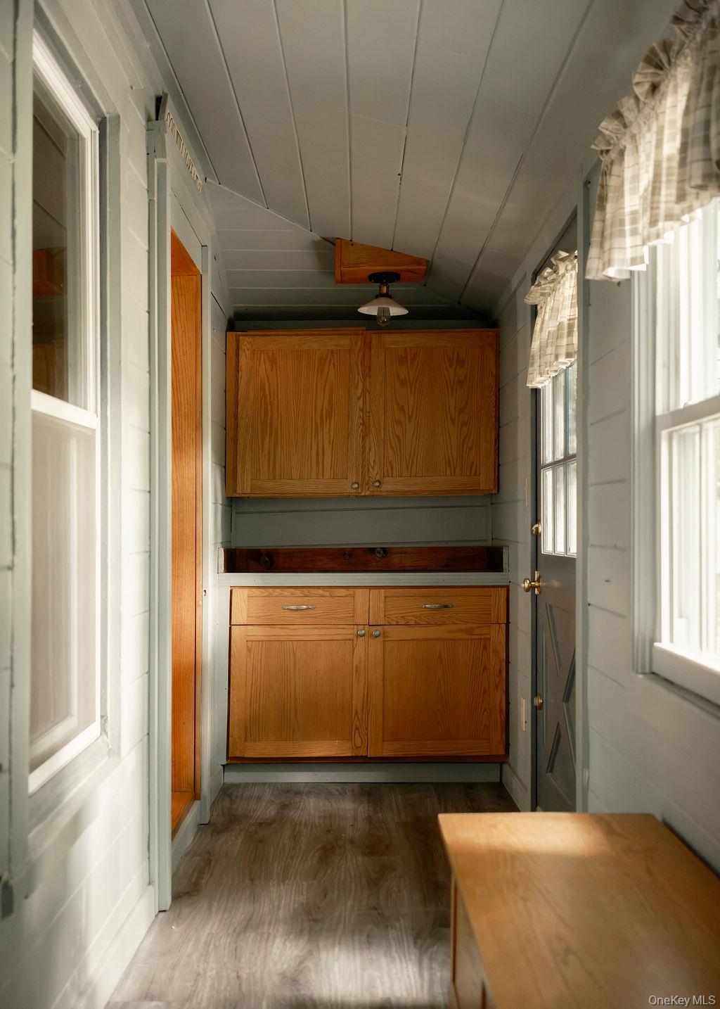 2327 Salt Point Turnpike Property Photo 27