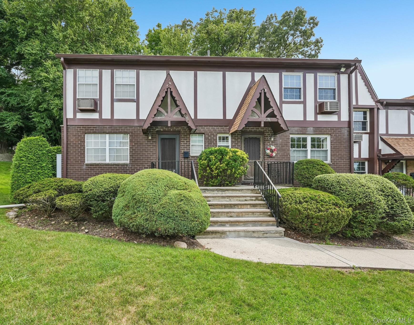 239 Parkside Drive Property Photo 1