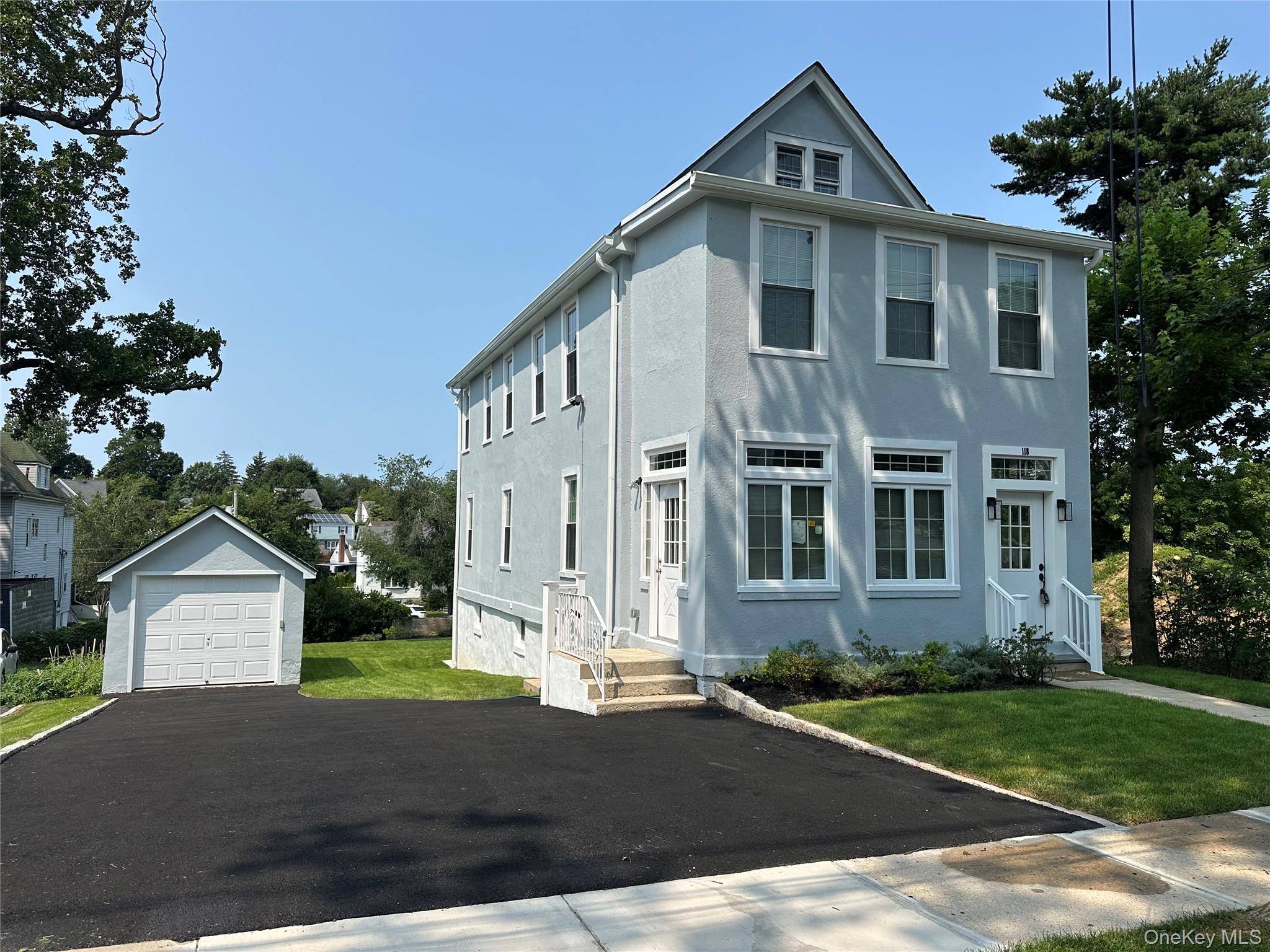118 Pershing Avenue Property Photo 1