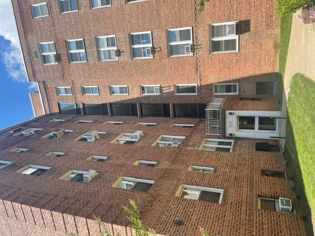 5620 Netherland Avenue 5d Property Photo 2