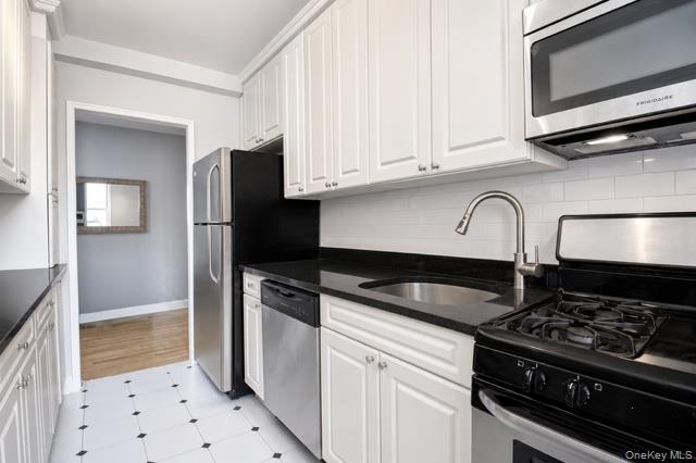 5620 Netherland Avenue 5d Property Photo 3