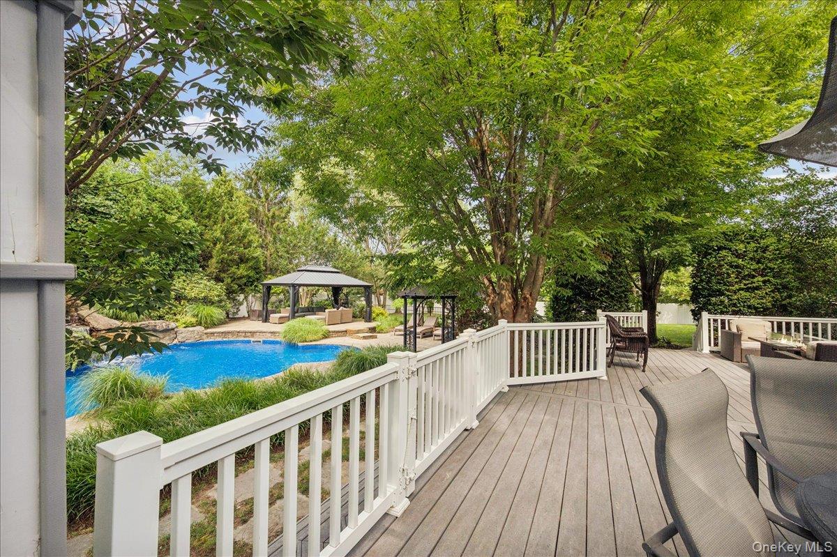 6 Arborvitae Lane Property Photo 7