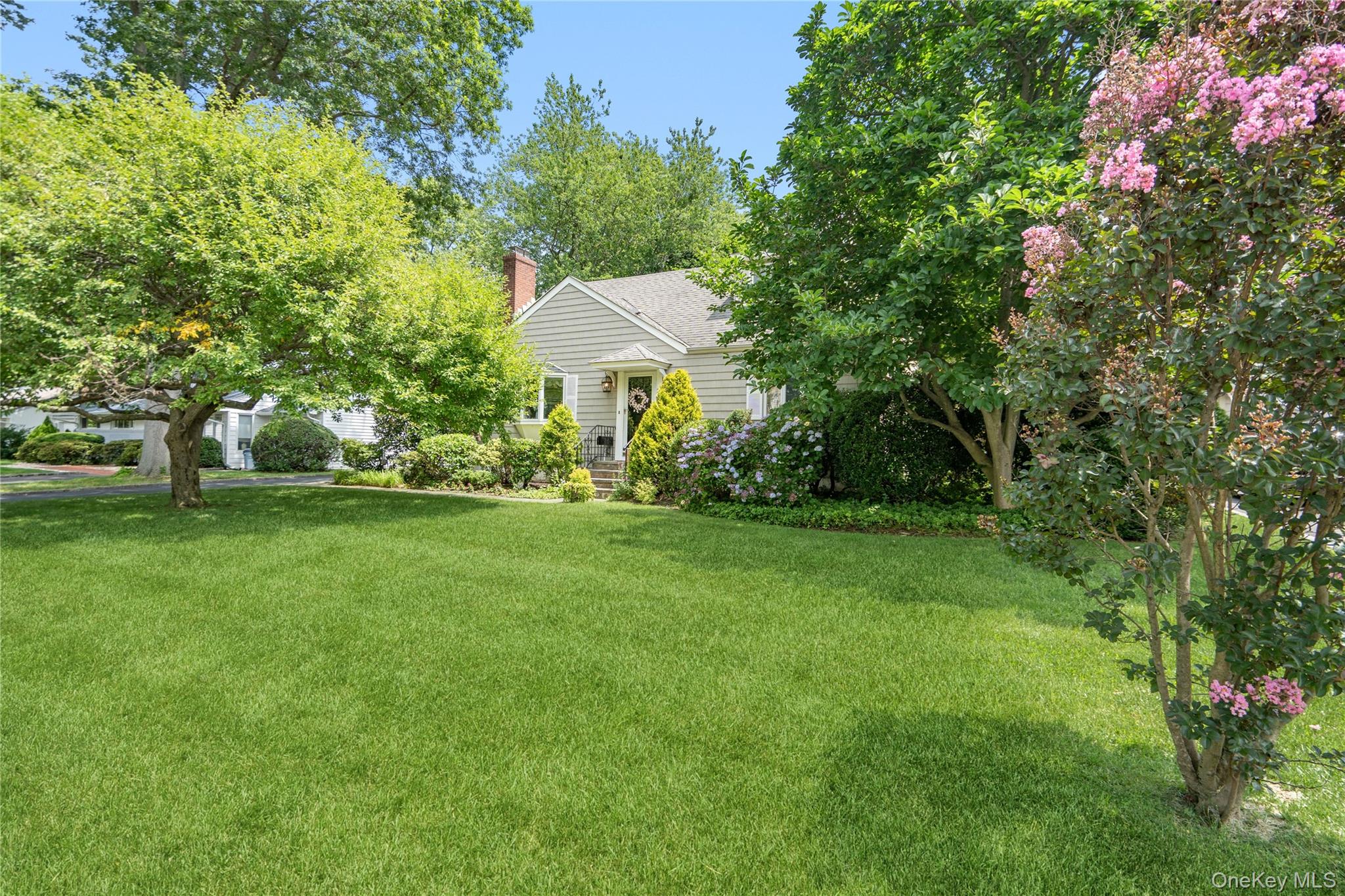 21 Circle Drive Property Photo 1